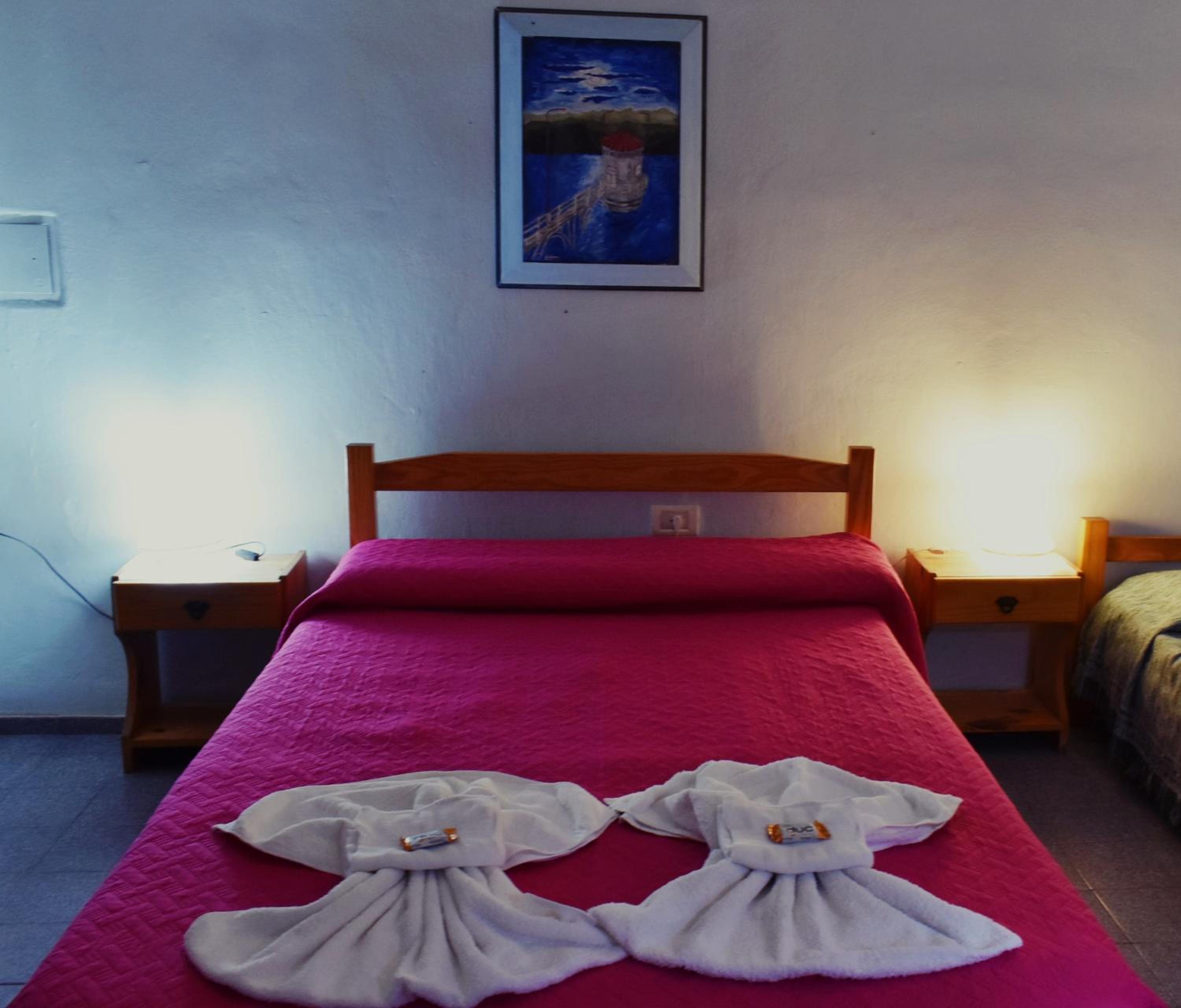 Basic Triple Room photo 1