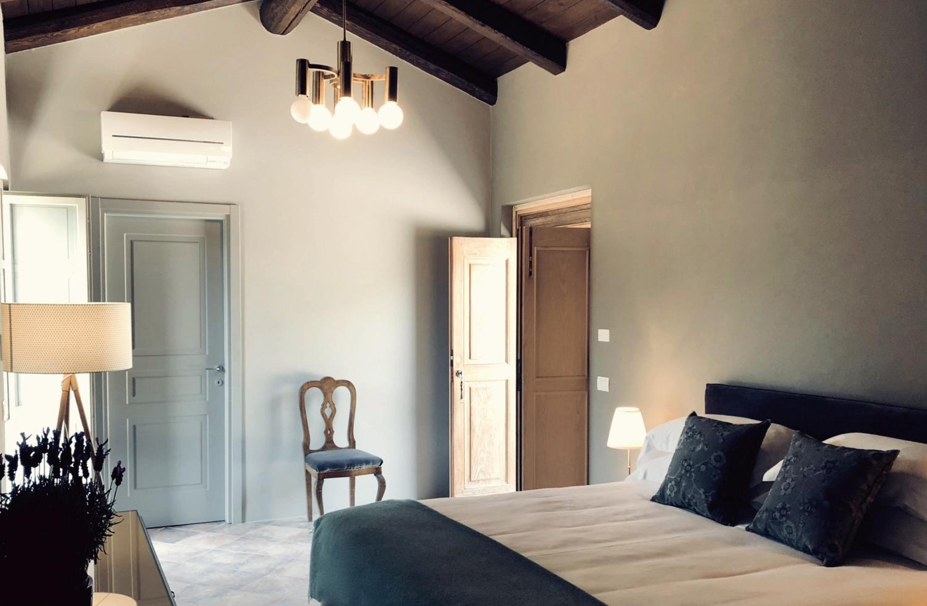 King Suite with Private Garden photo 3