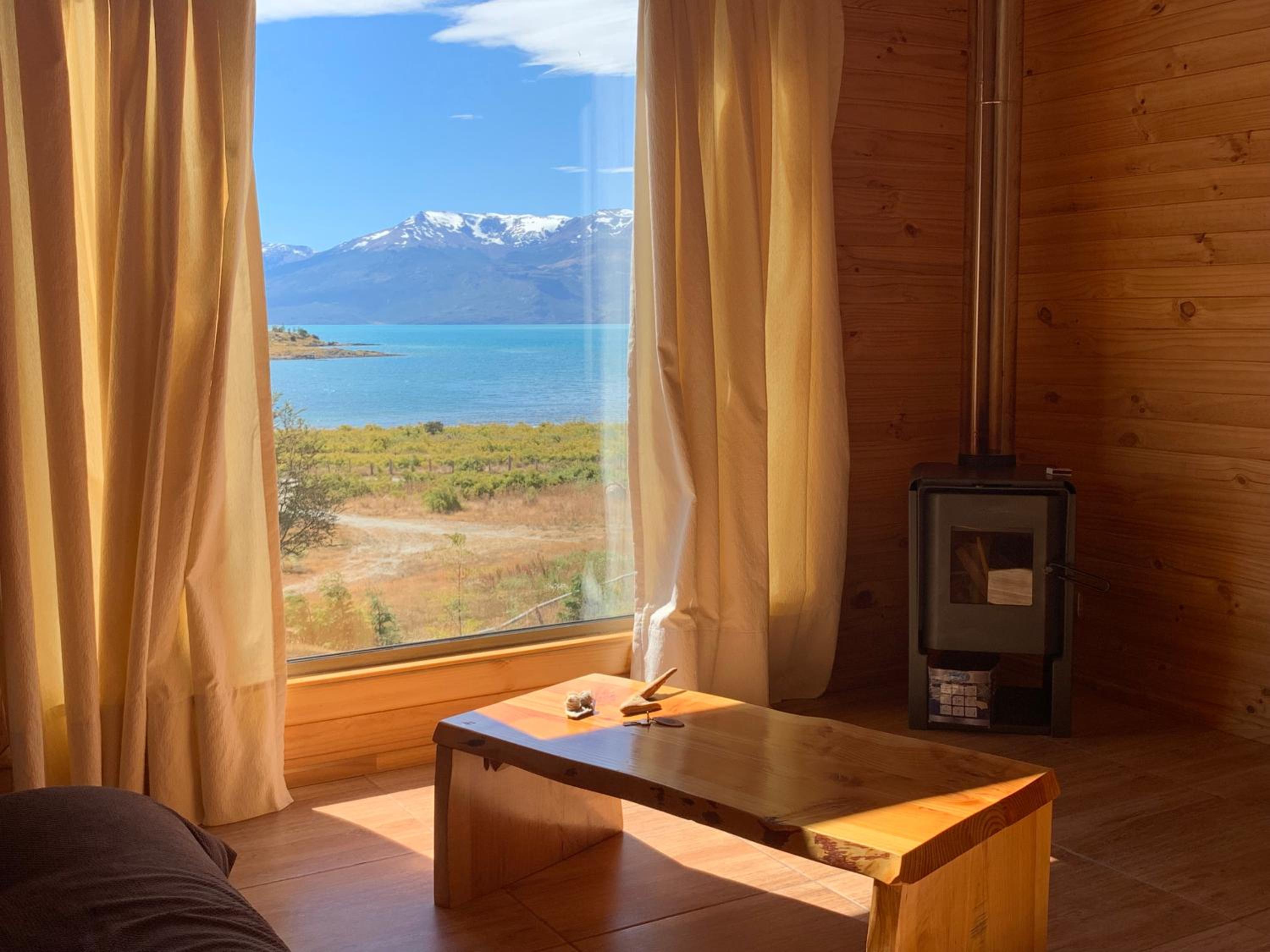 Deluxe Double or Twin Room with Lake View photo 1