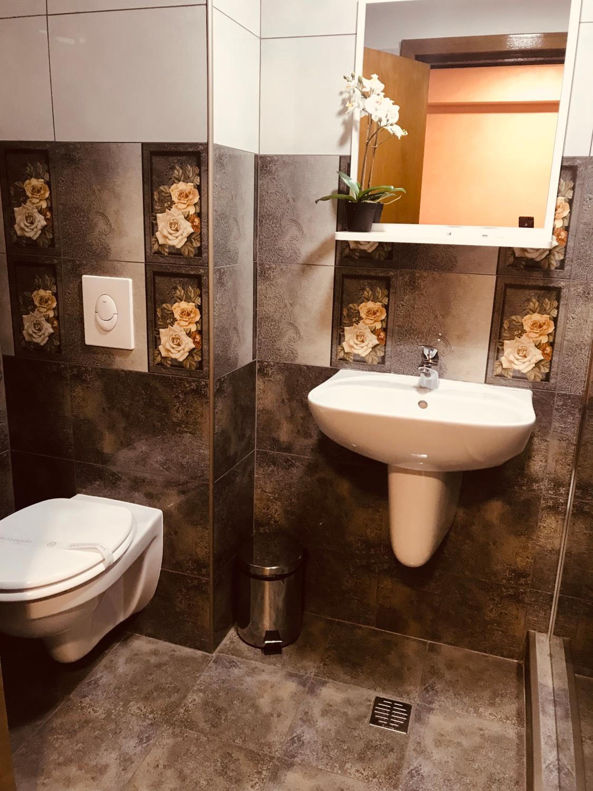 Superior Twin Room - Photo 8