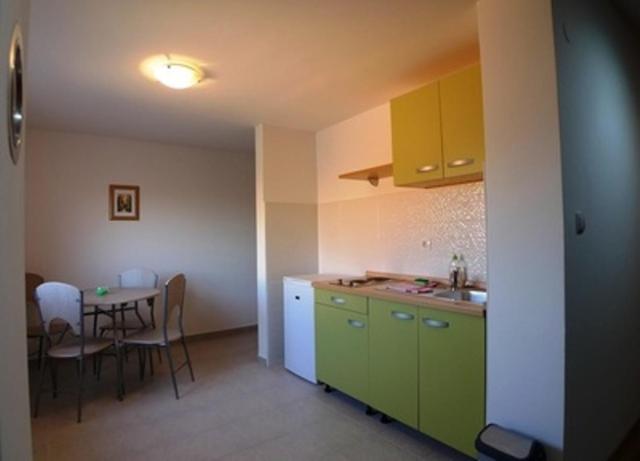 Apartment - Photo 2