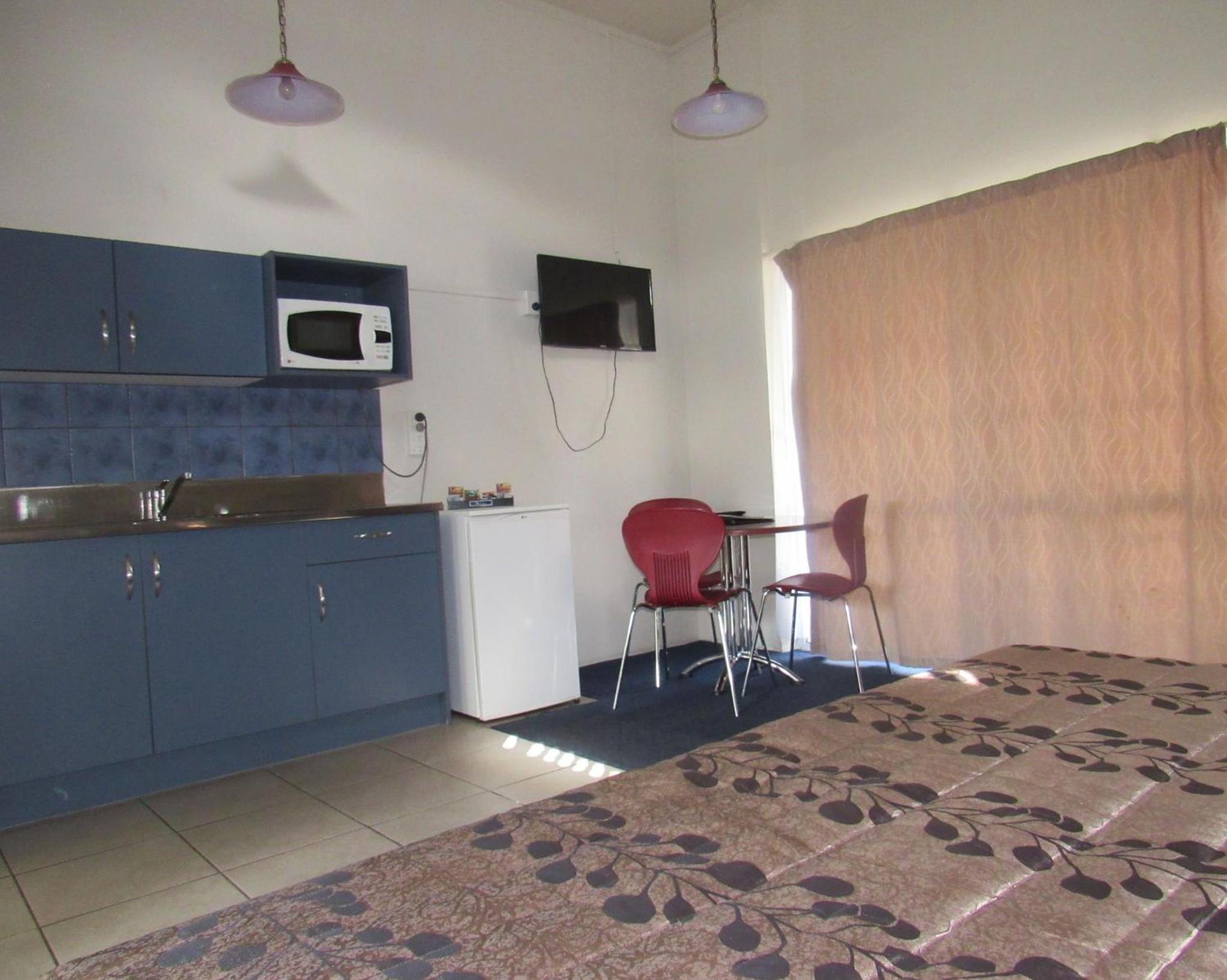 One-Bedroom Suite photo 2