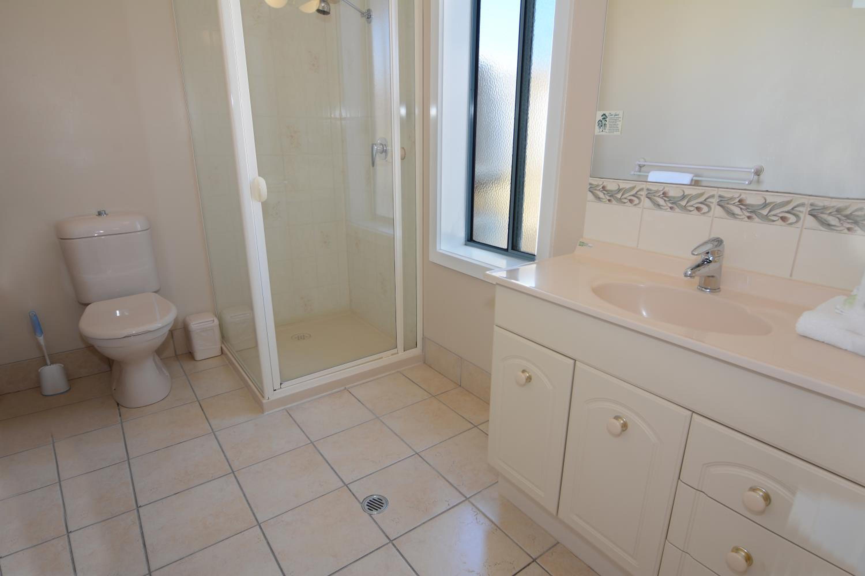 Standard Twin Room photo 2