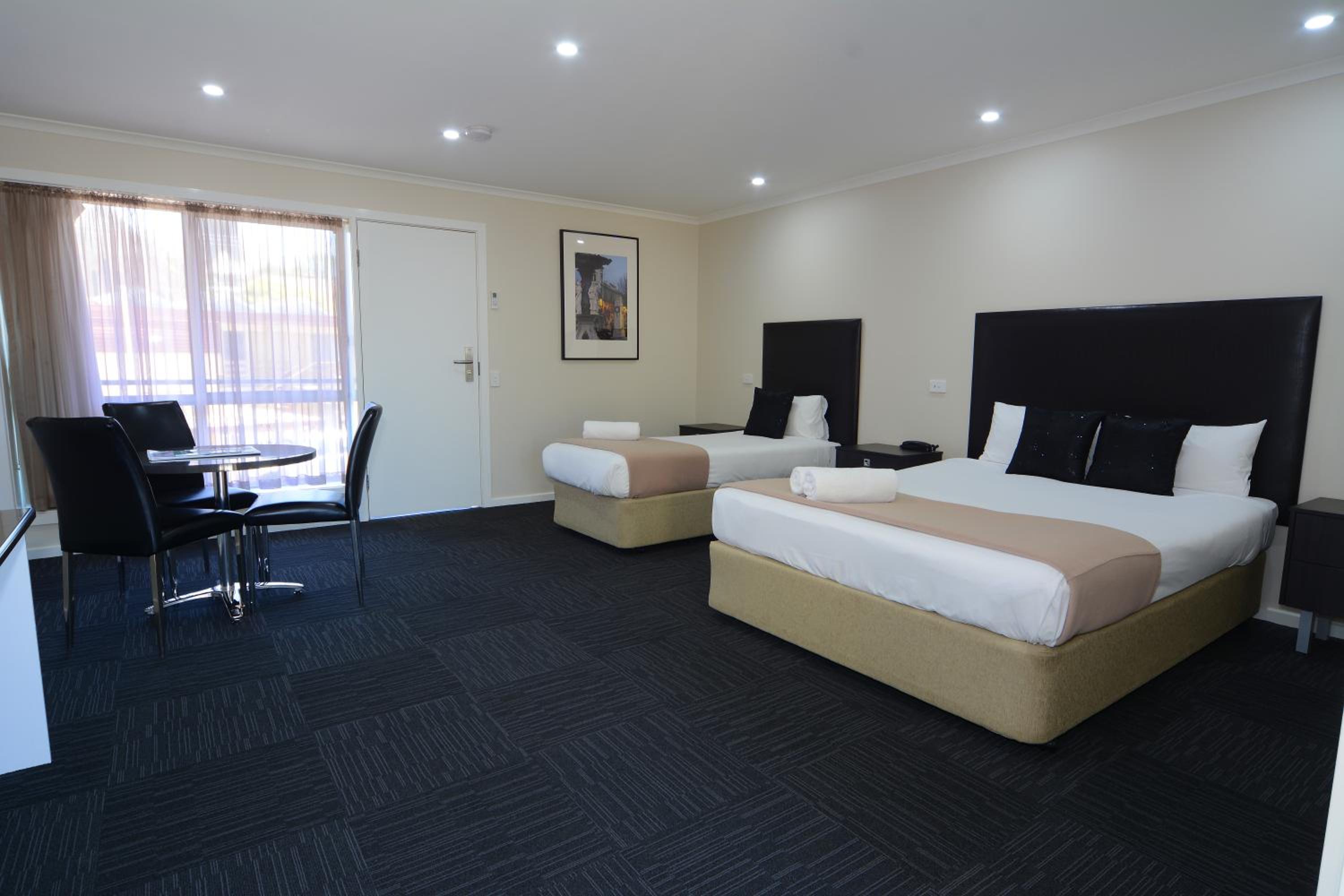 Deluxe Twin Room photo 1