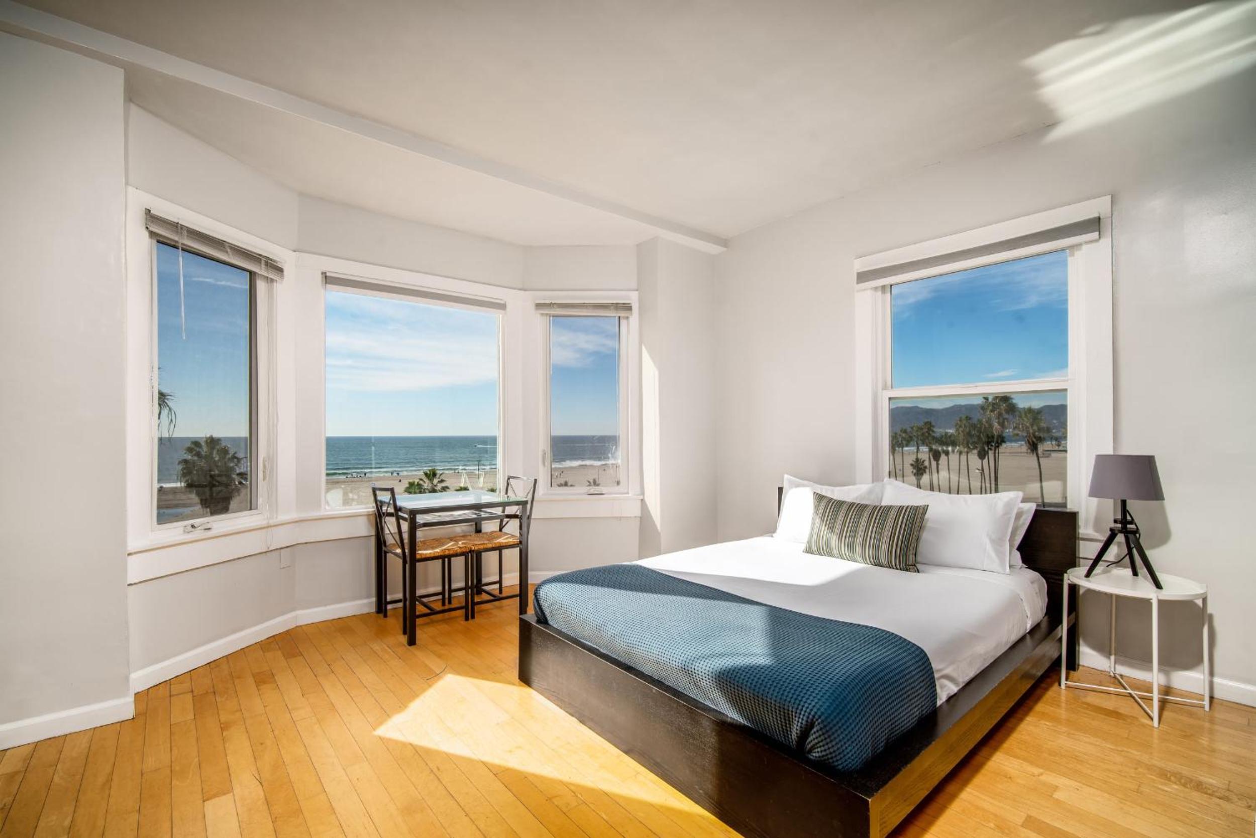 Oceanfront Studio photo 2