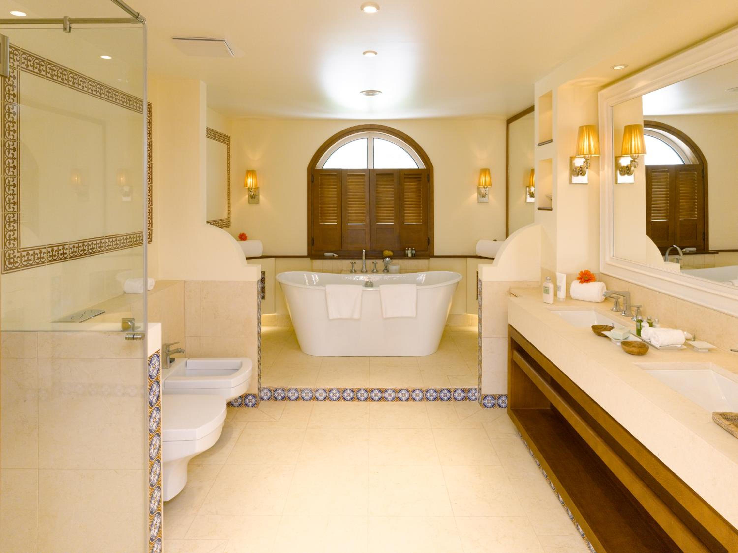 Premium Suite - Photo 3