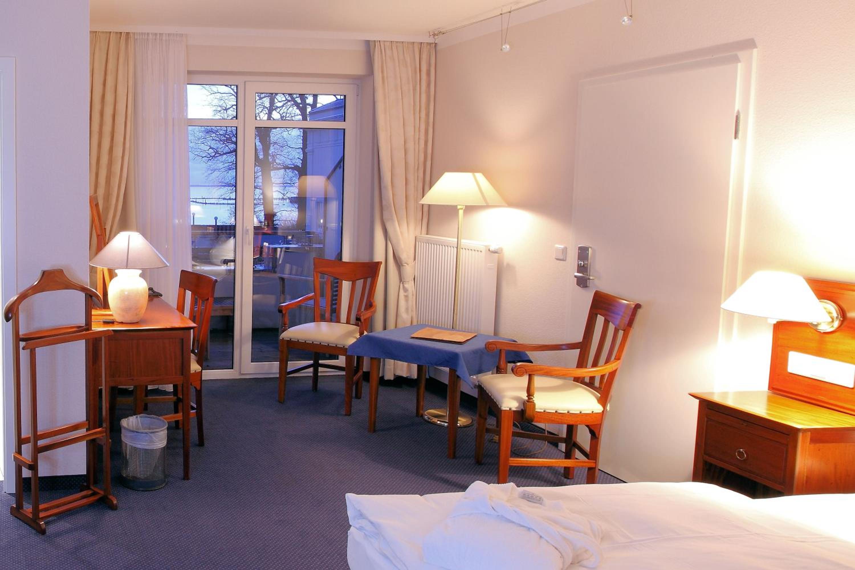 Double Room - Sea Side photo 2