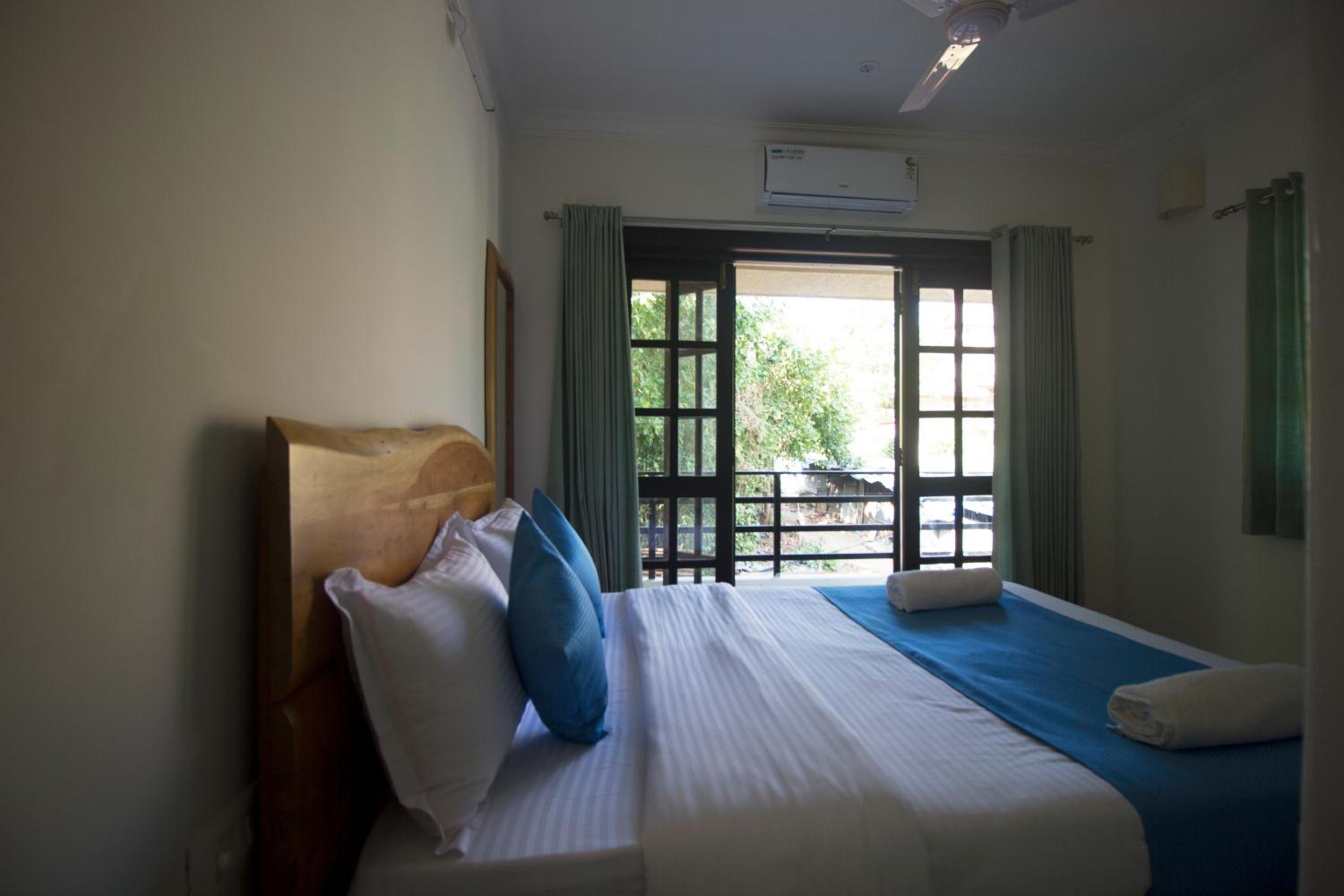 Two-Bedroom Apartment with Pool View photo 1