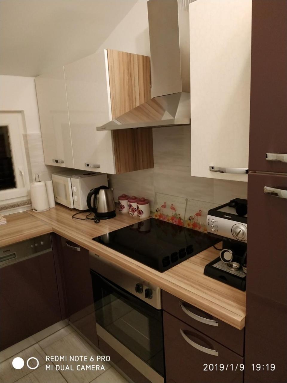 Studio Apartment - Photo 46