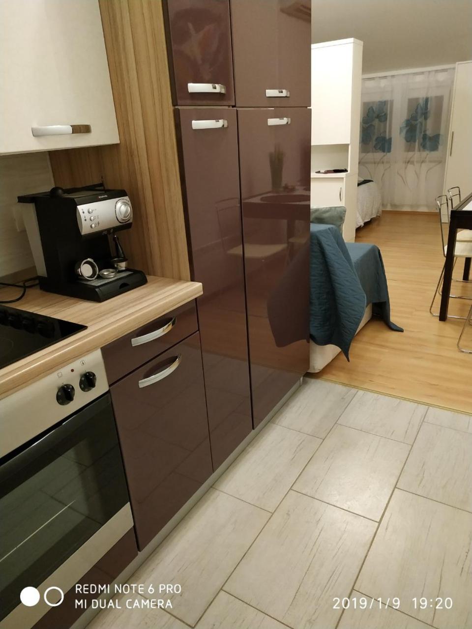Studio Apartment - Photo 48