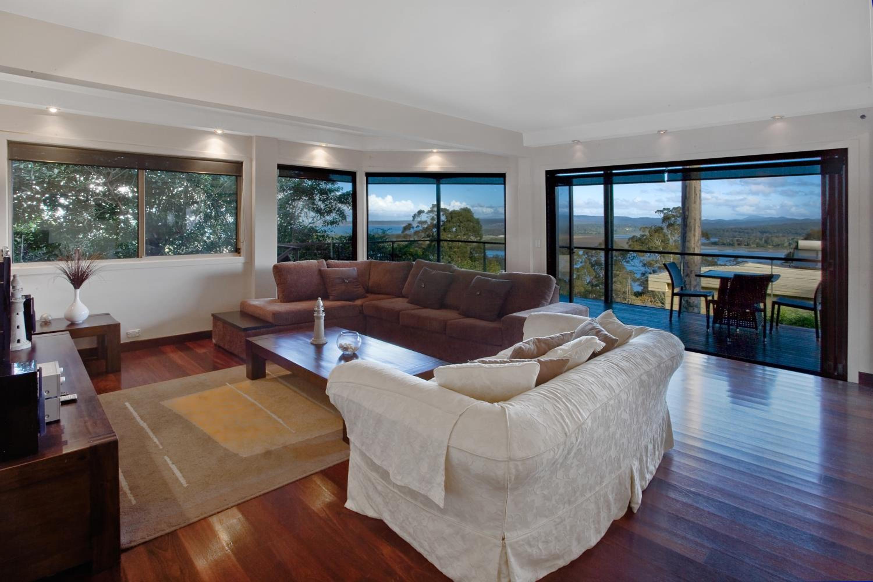 Four-Bedroom House photo 1