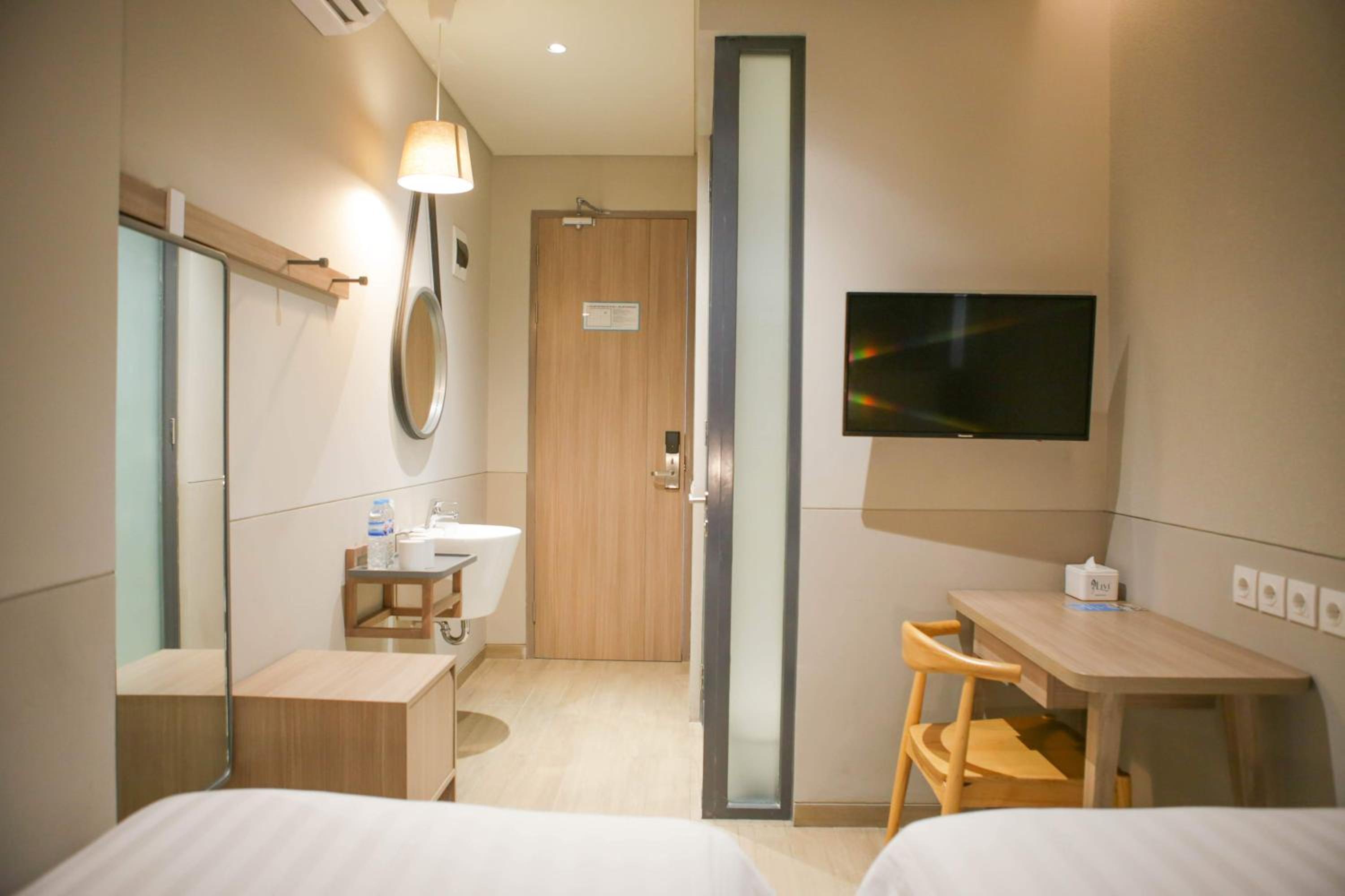 Standard Twin Room - Non-Smoking - Photo 1