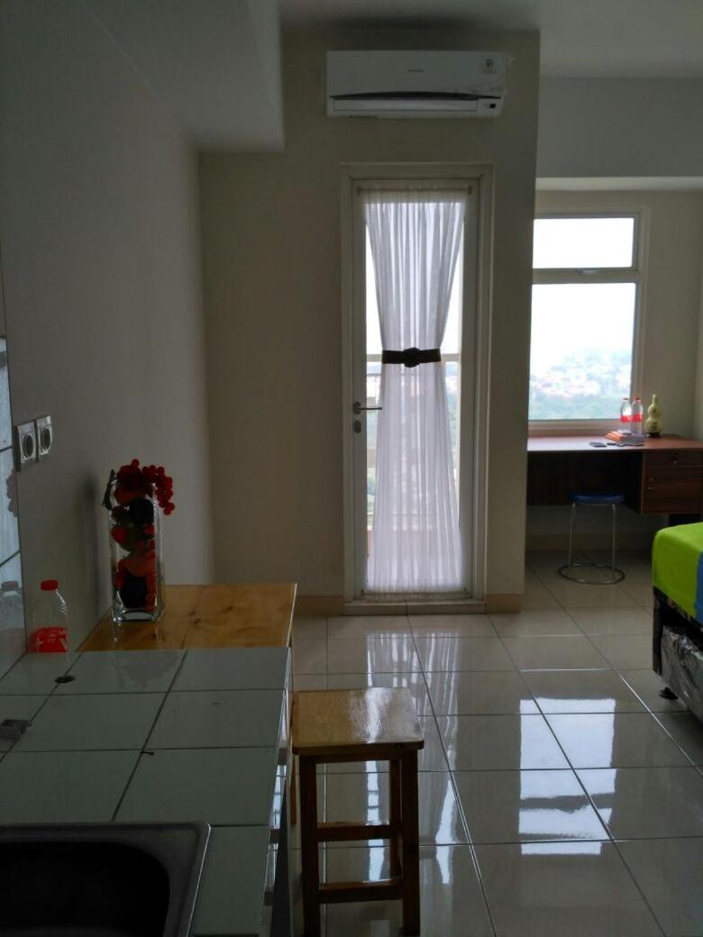 Studio Apartment photo 1
