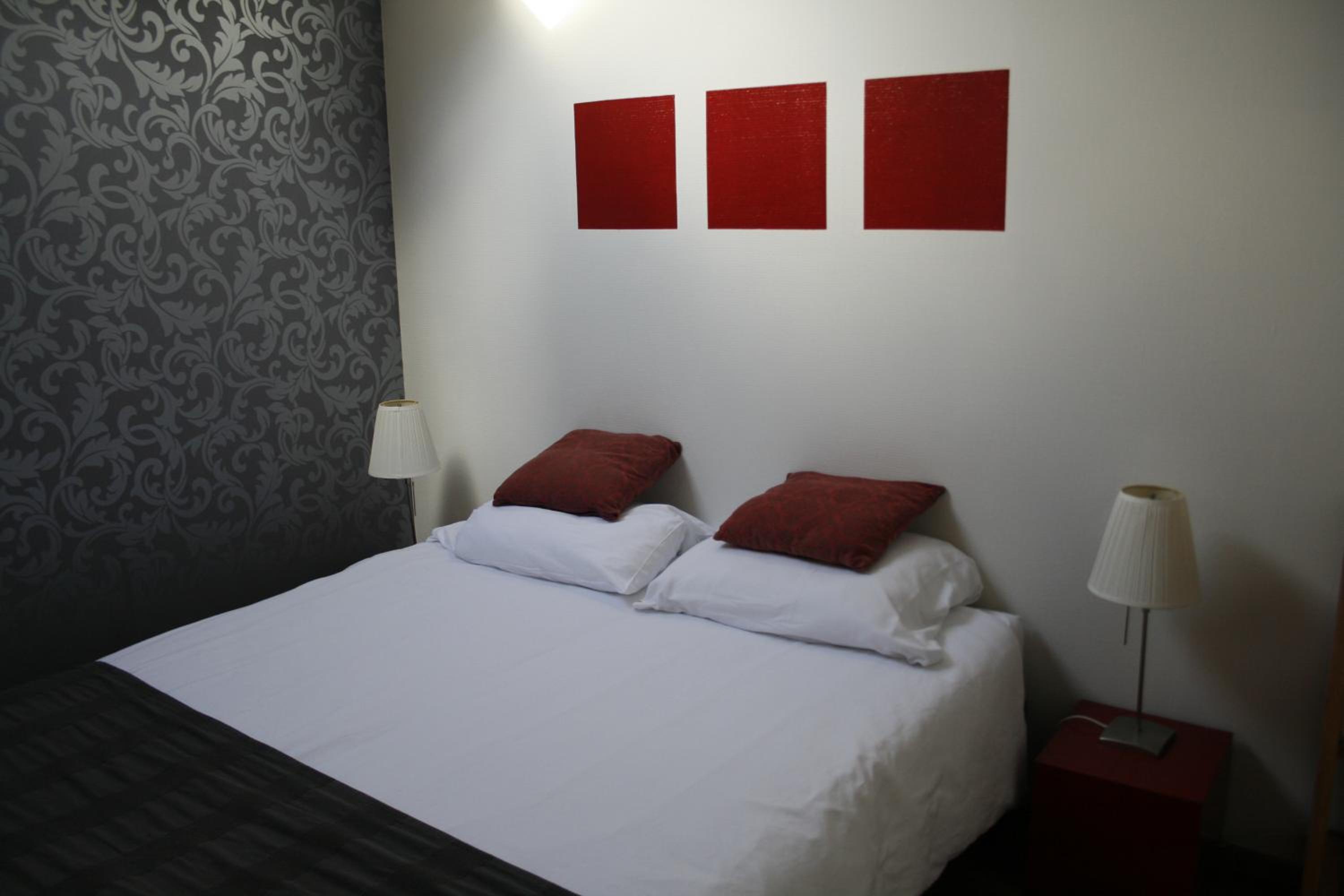 Standard Double Room photo 3