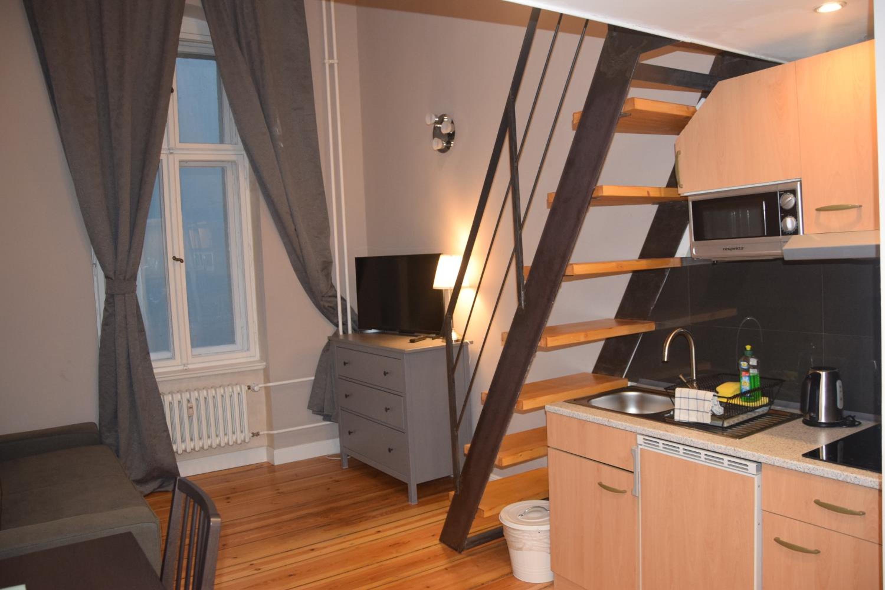 [2] Kudamm unique holiday & business apartment photo 2