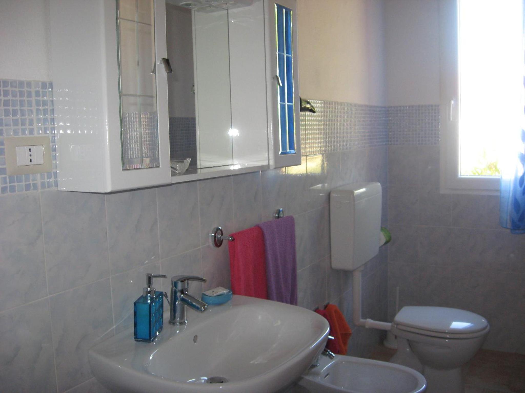 One-Bedroom Apartment (4 Adults) photo 3