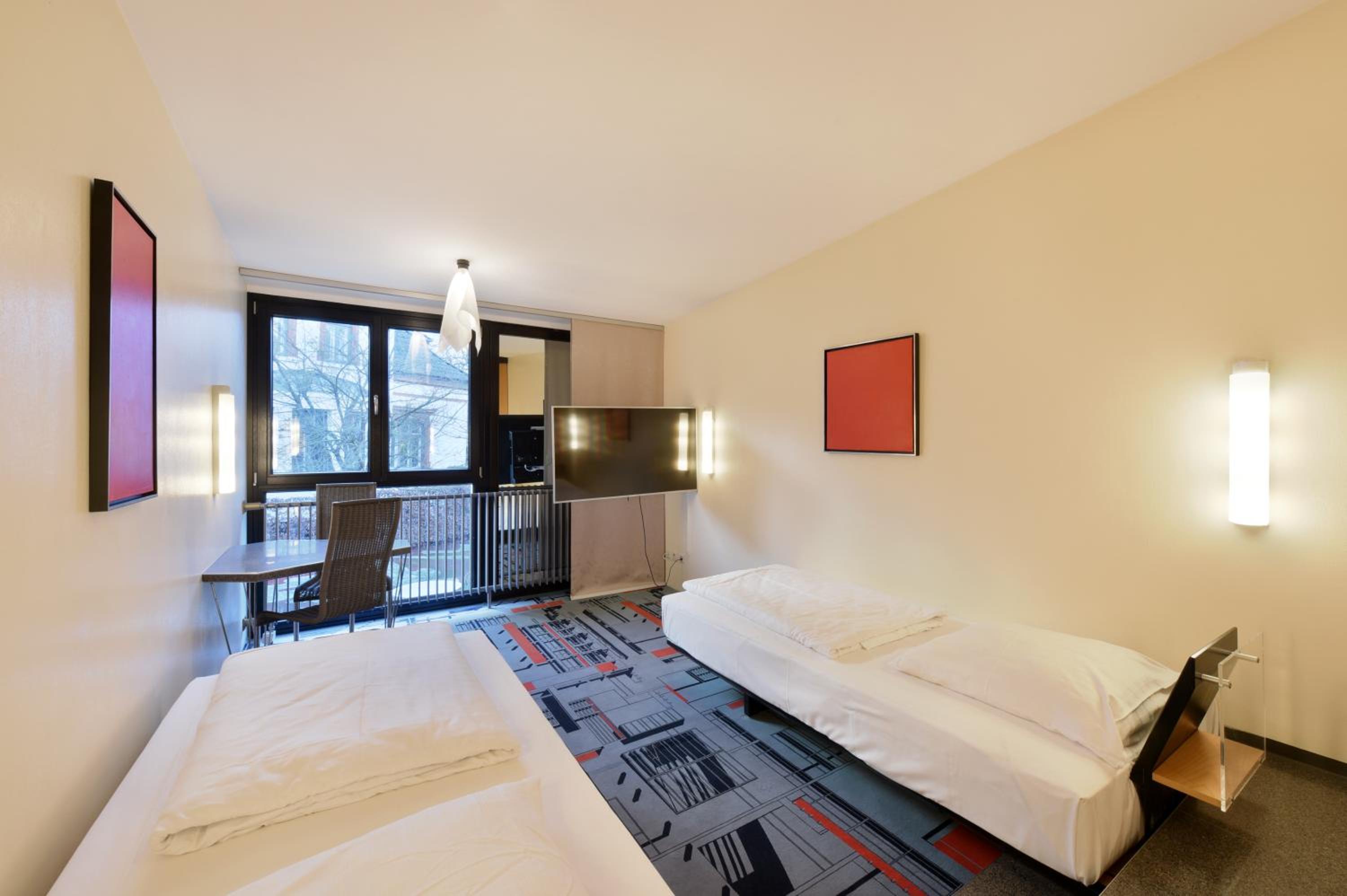 Double or Twin Room photo 3