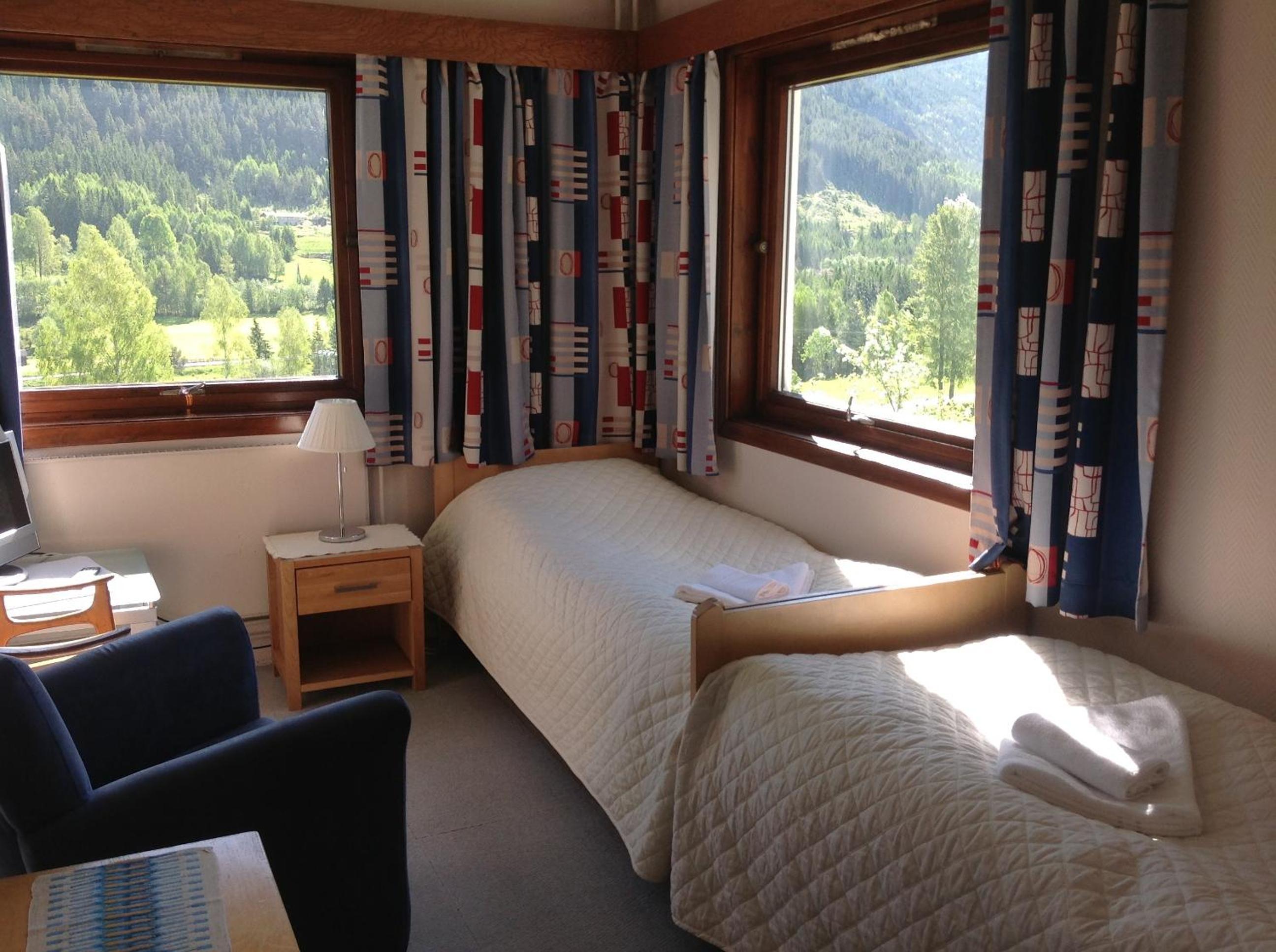 Double or Twin Room - Photo 3