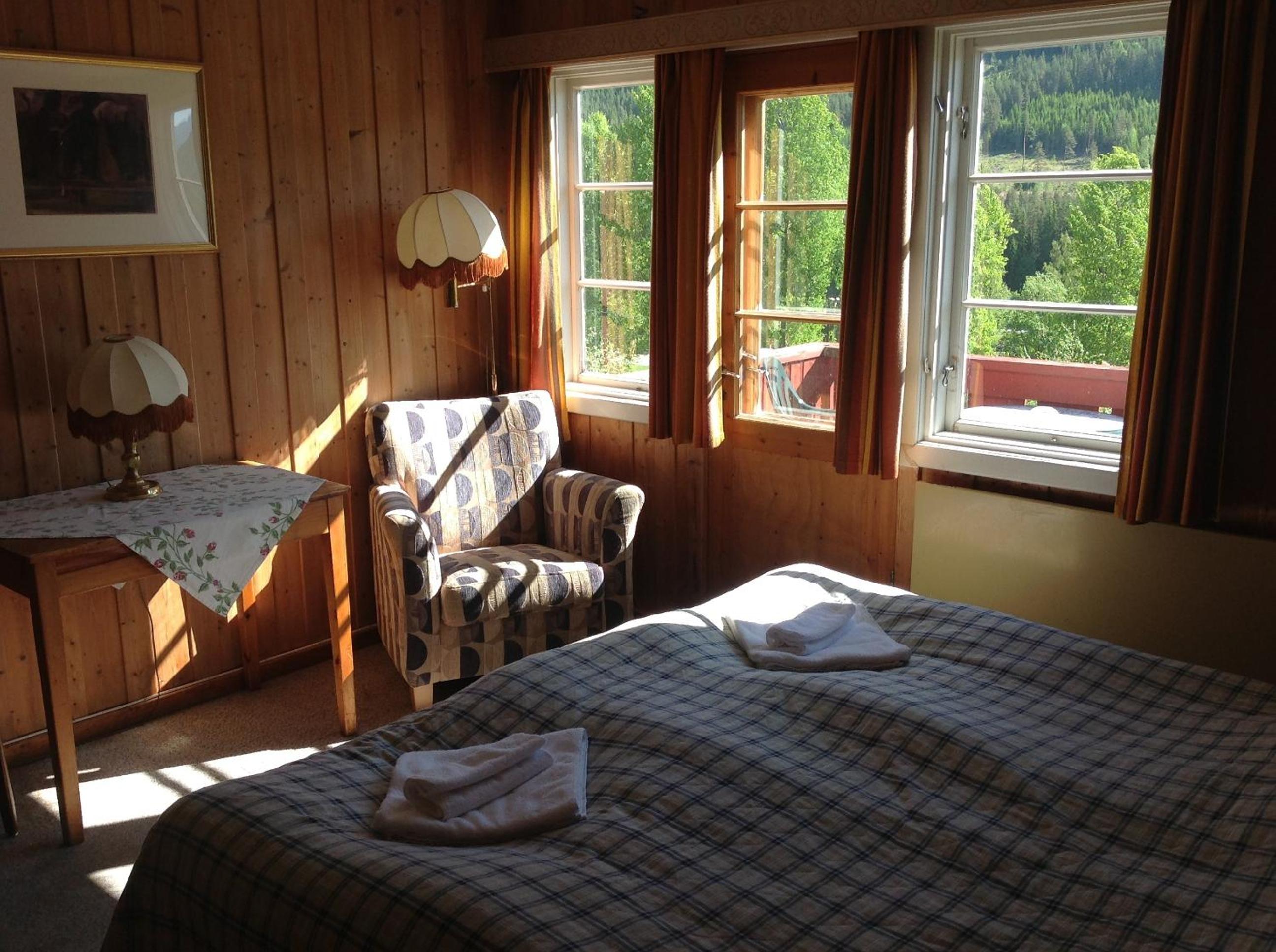 Double or Twin Room - Photo 7