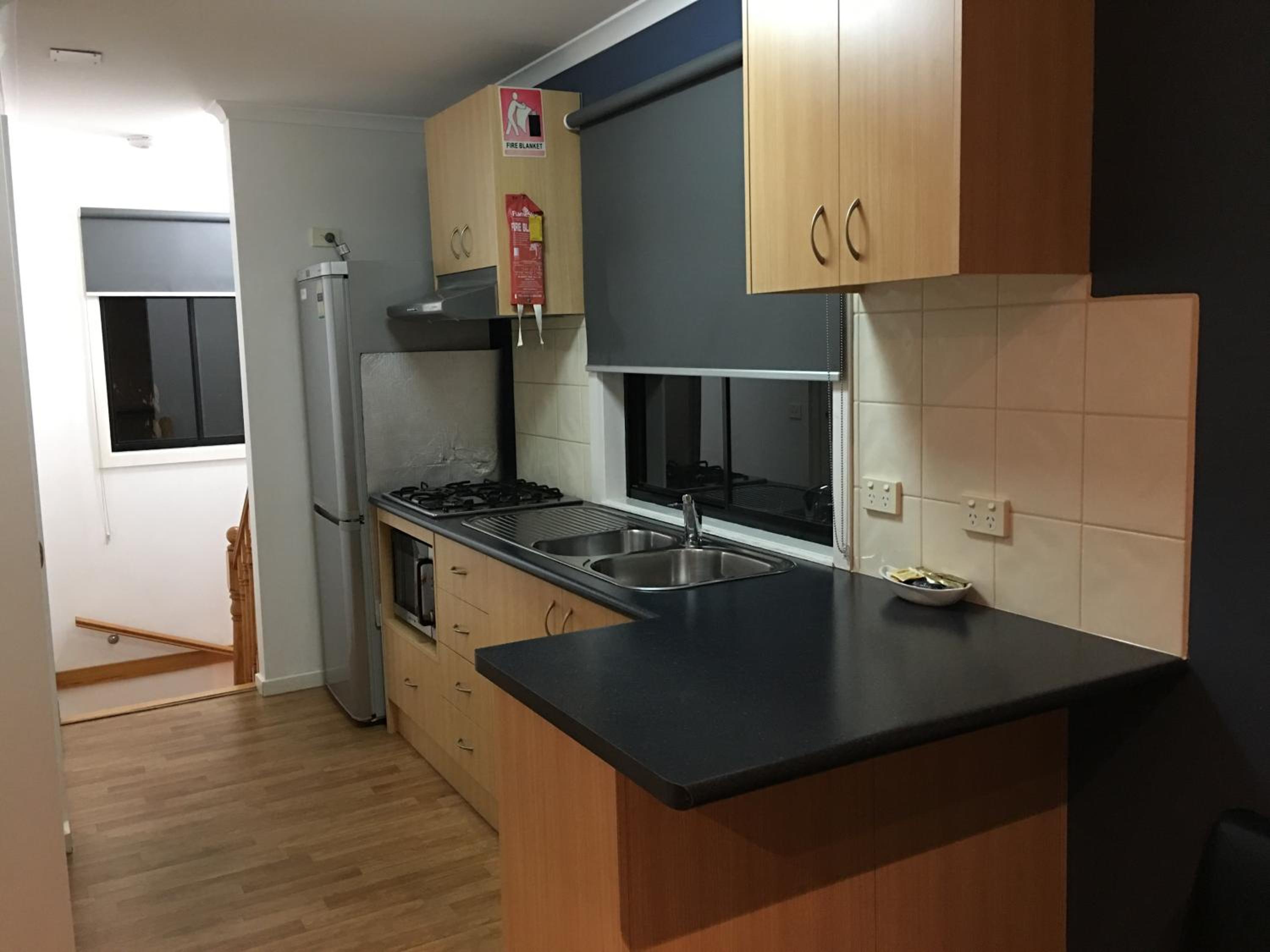 Three-Bedroom Apartment - Photo 6