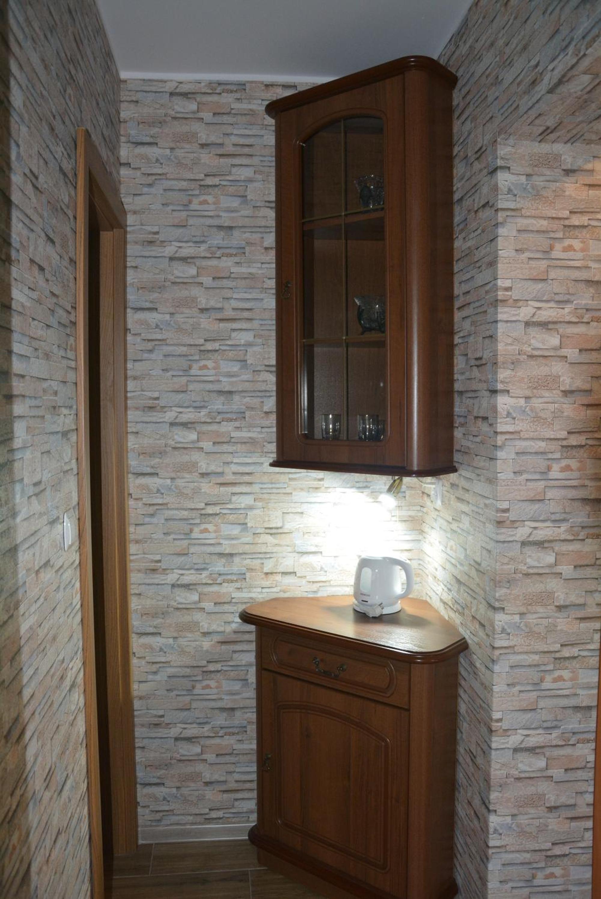 Family Room with Private Bathroom - Photo 9
