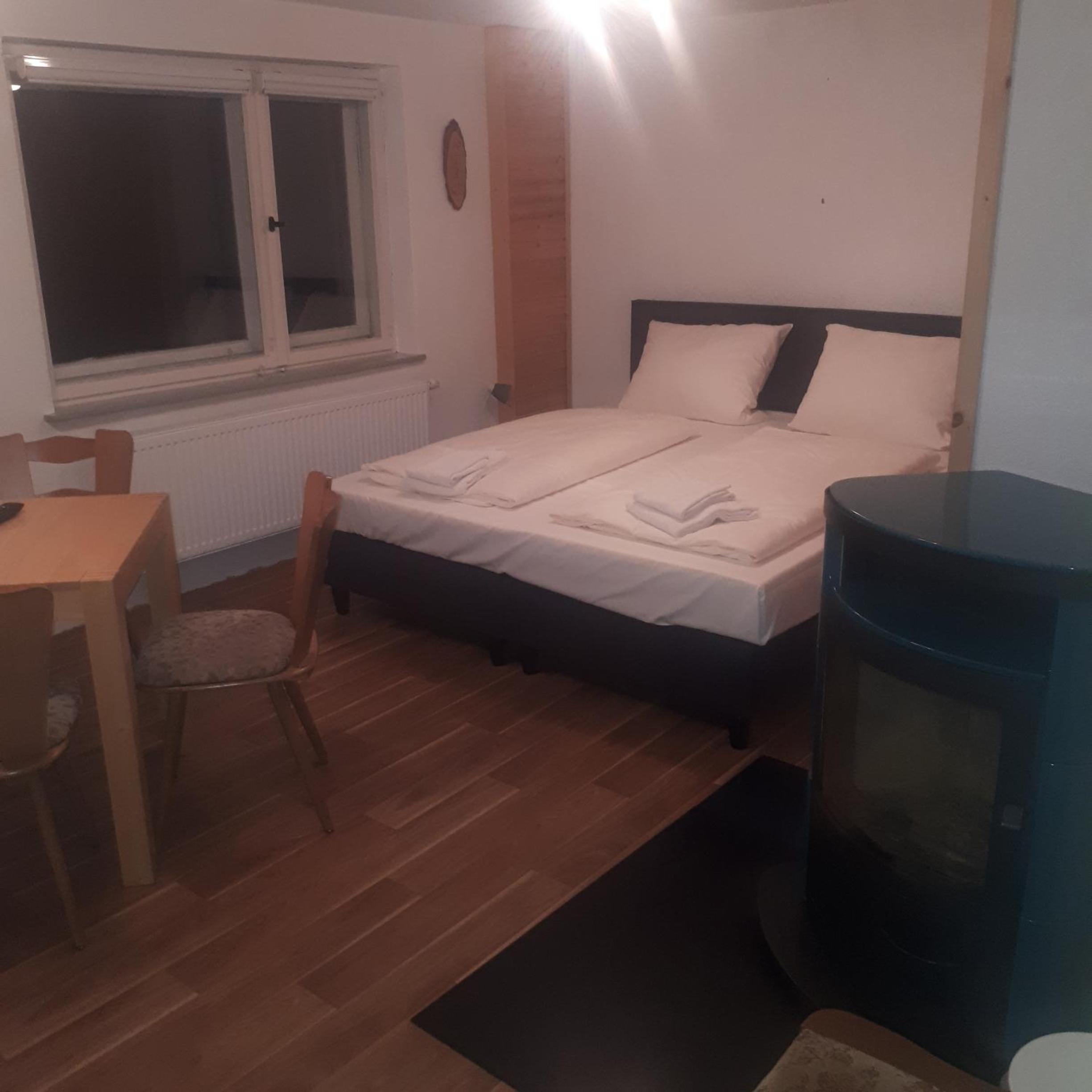 Quadruple Room with Private External Bathroom photo 1