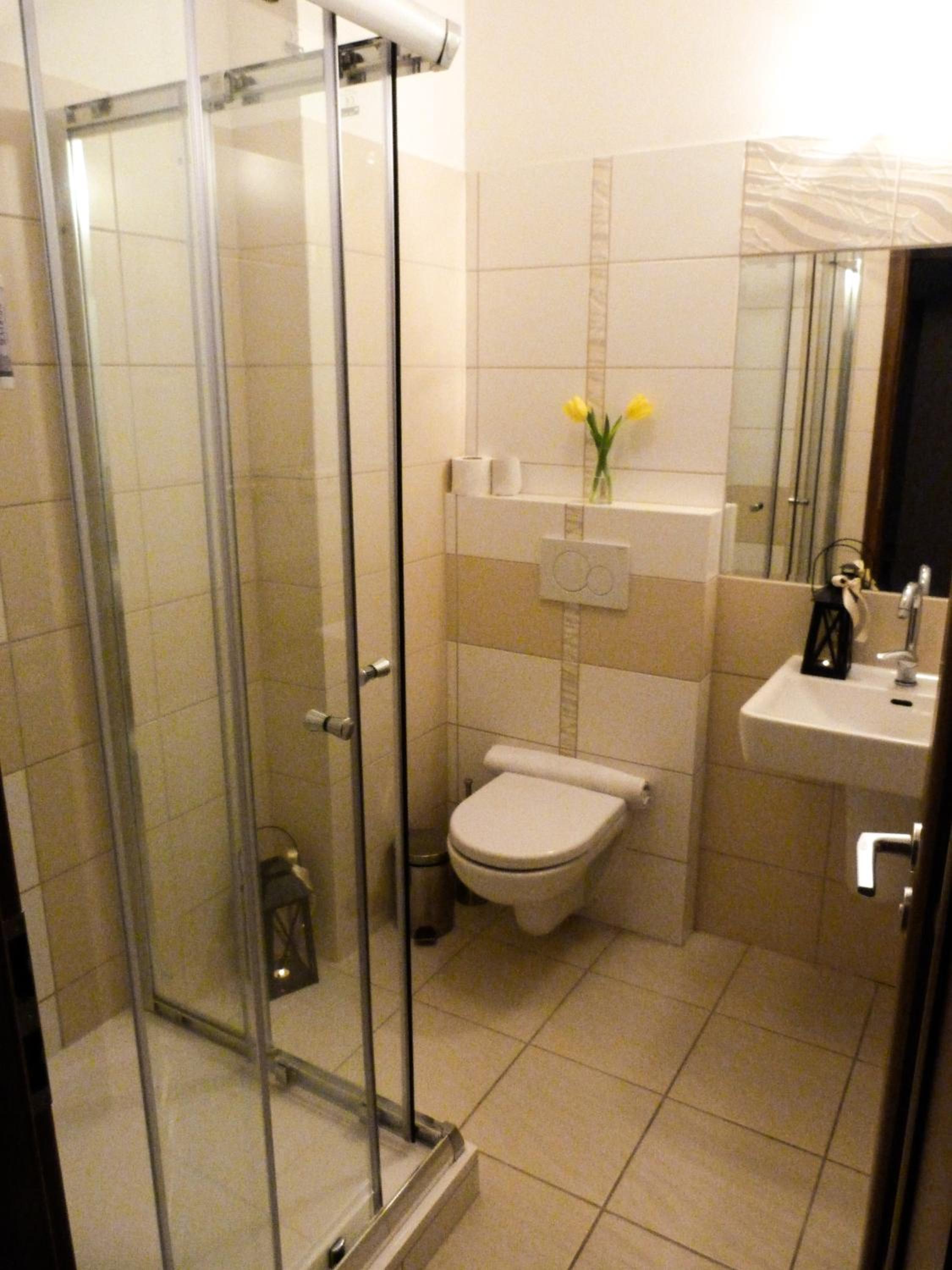 Standard Double Room - Photo 2