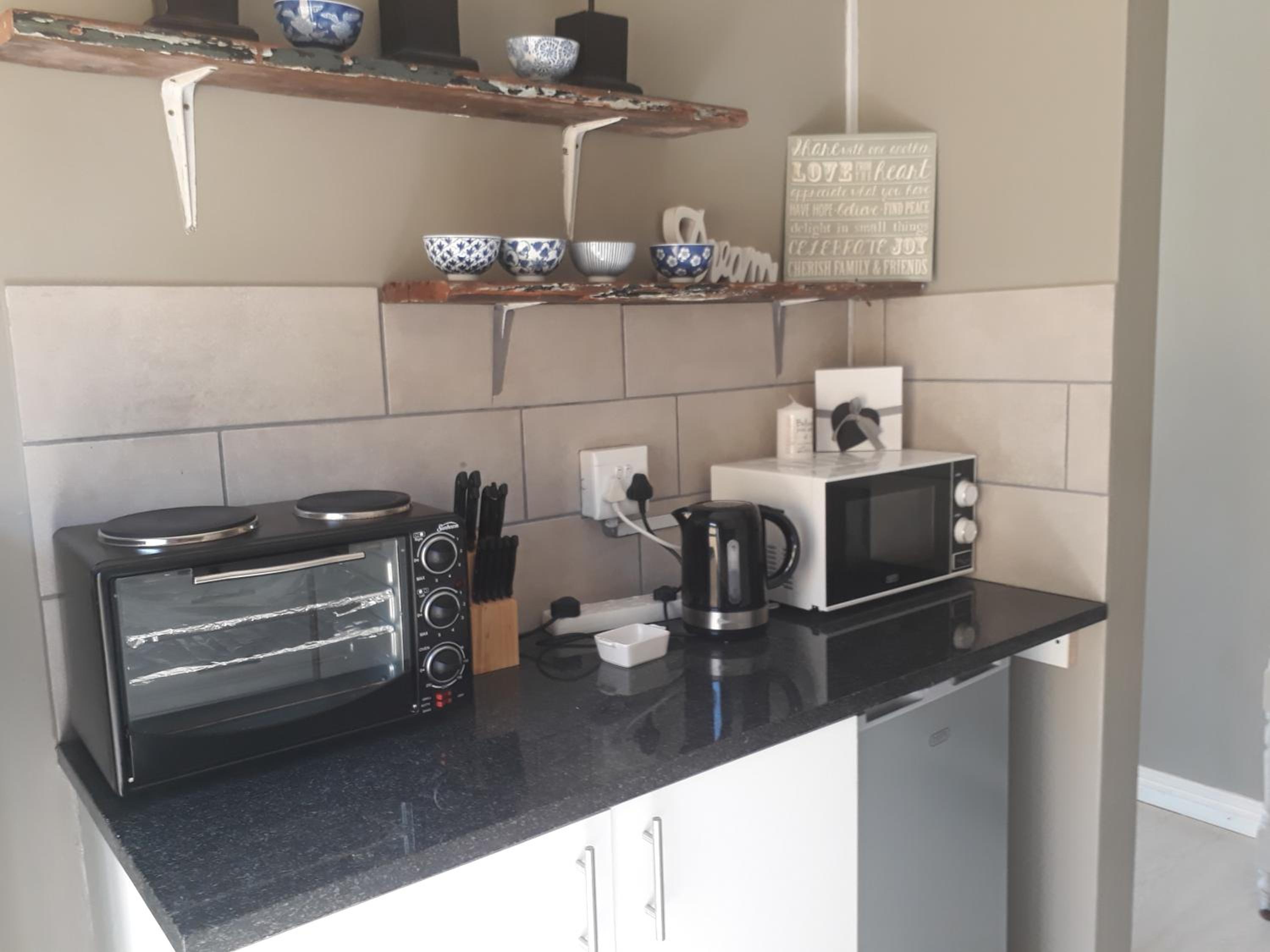 Bungalow - Photo 2