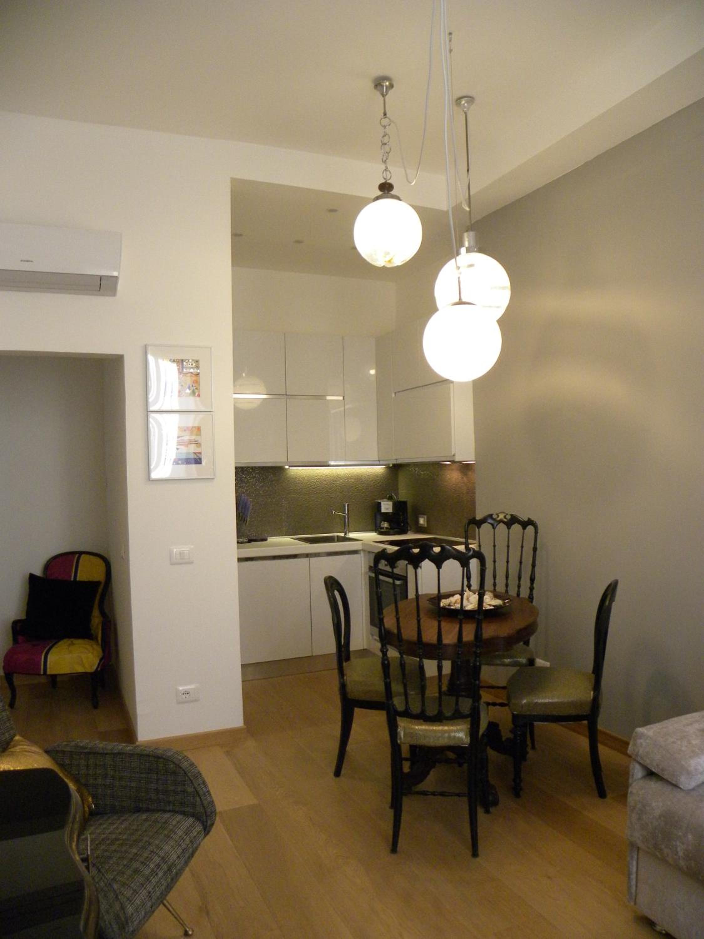 Deluxe Apartment photo 2