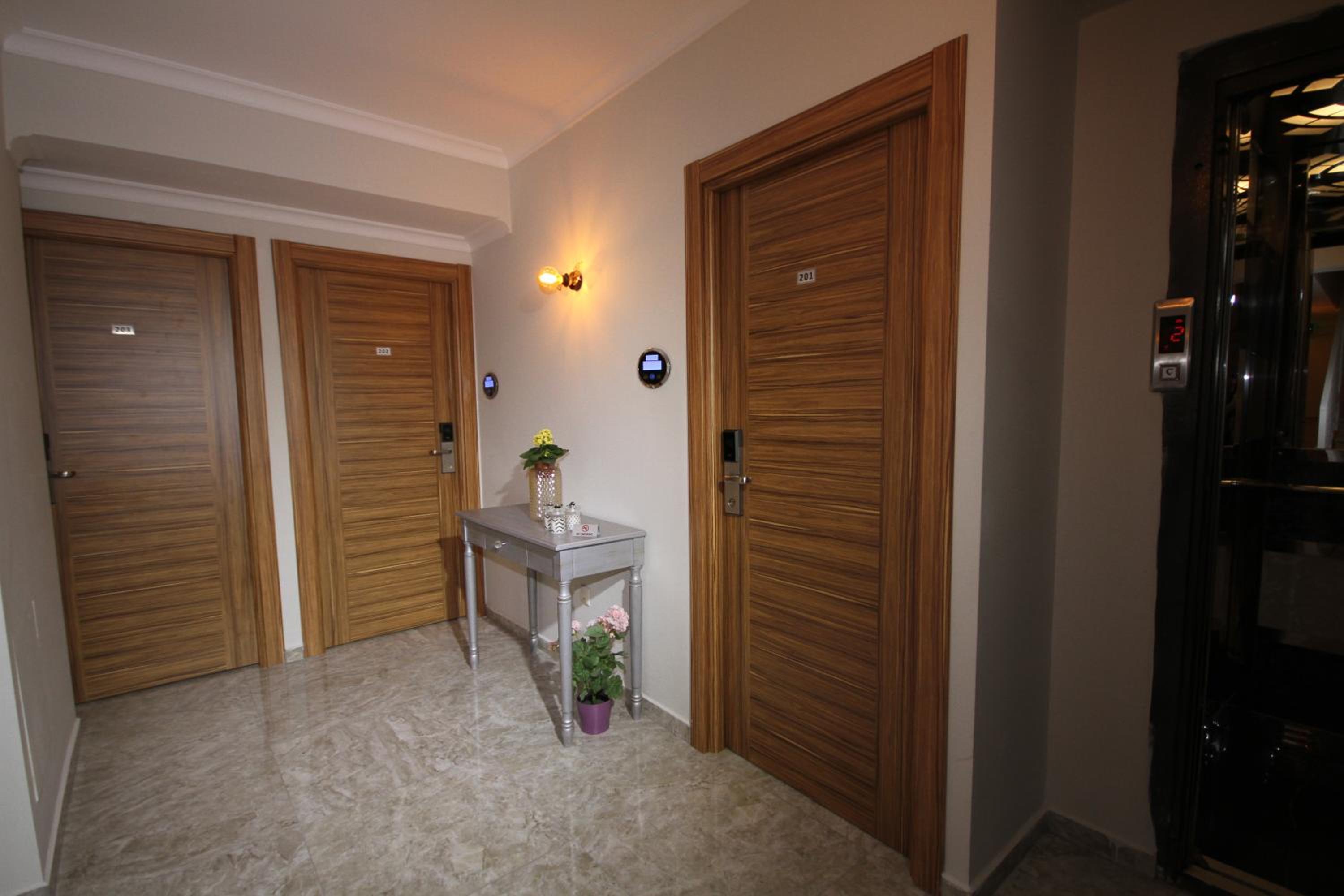 Deluxe Family Suite photo 2
