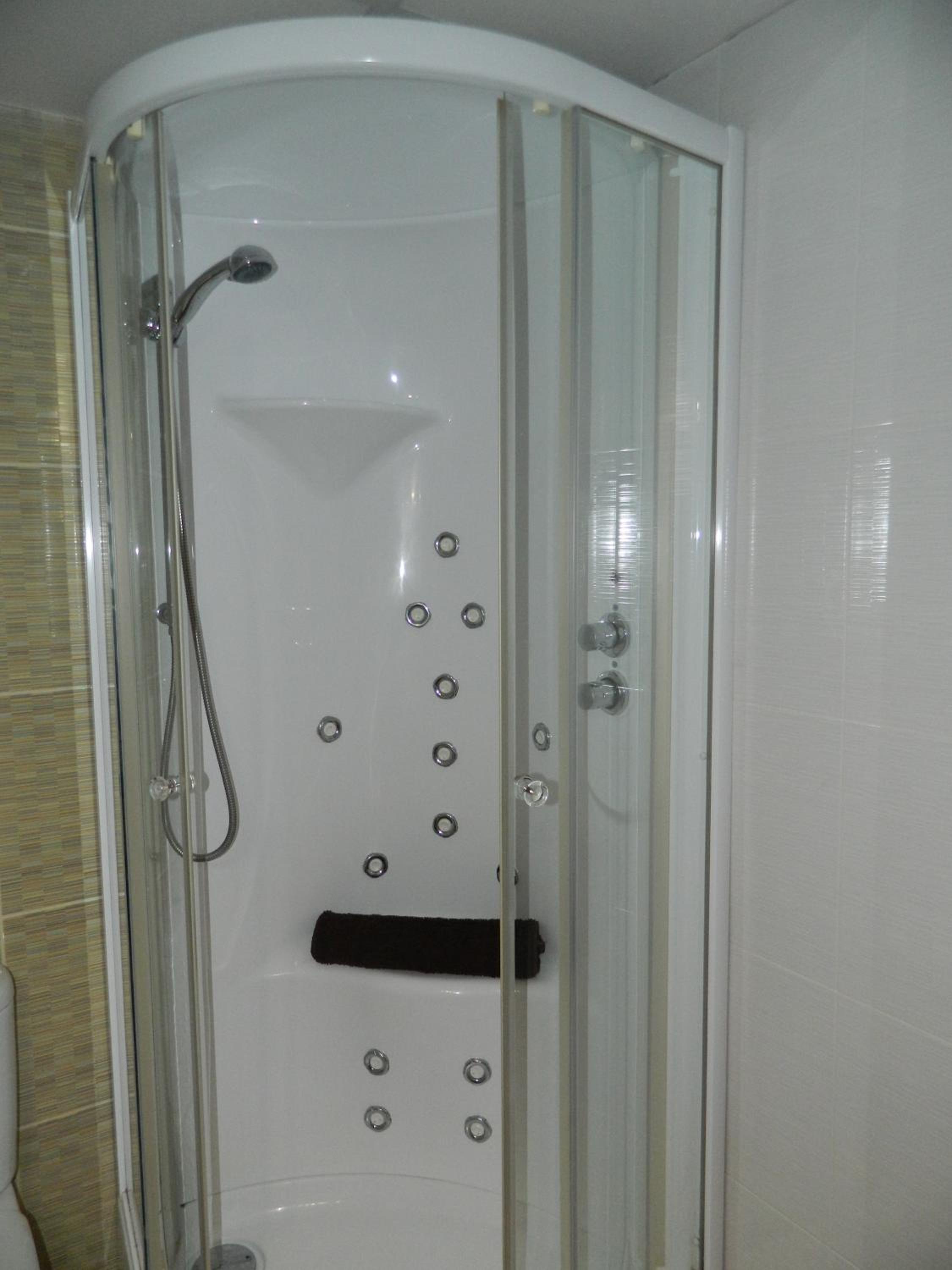 Apartment - Photo 3