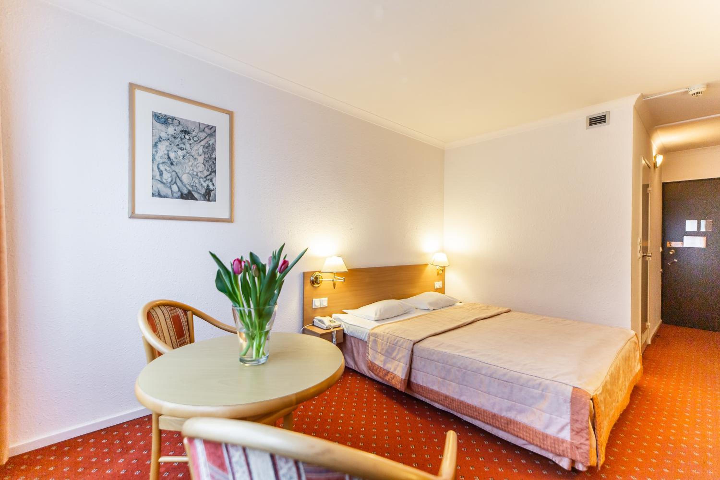 Double Room - Photo 3