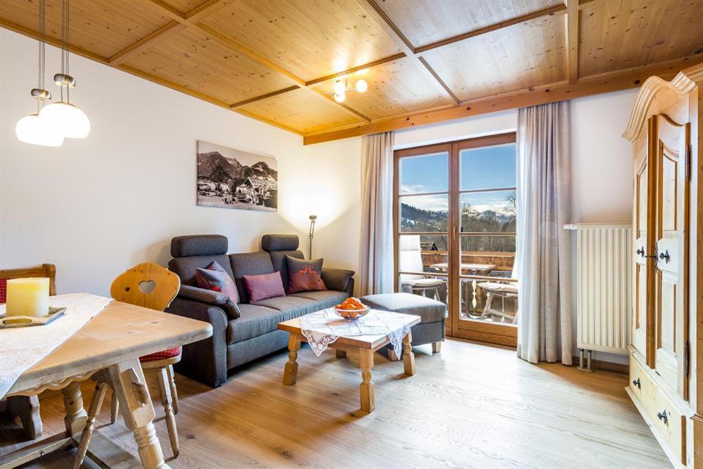 Apartment with Balcony photo 1