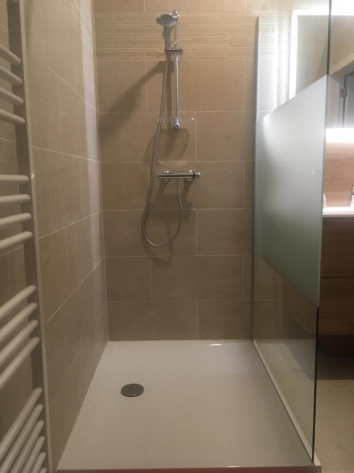 Deluxe Double Room with Shower photo 1