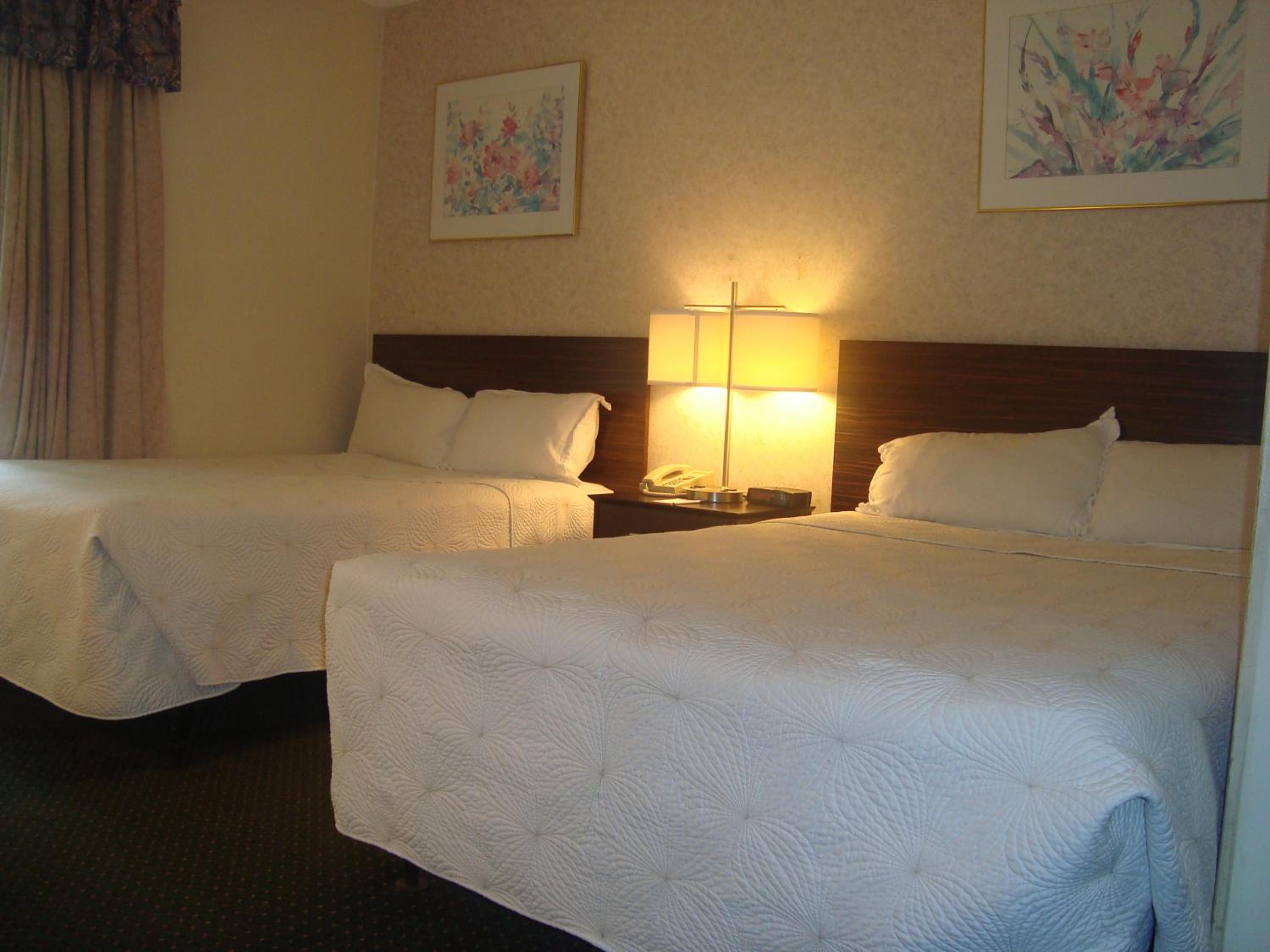 Deluxe Room With Two Double Beds - Non-Smoking  photo 2