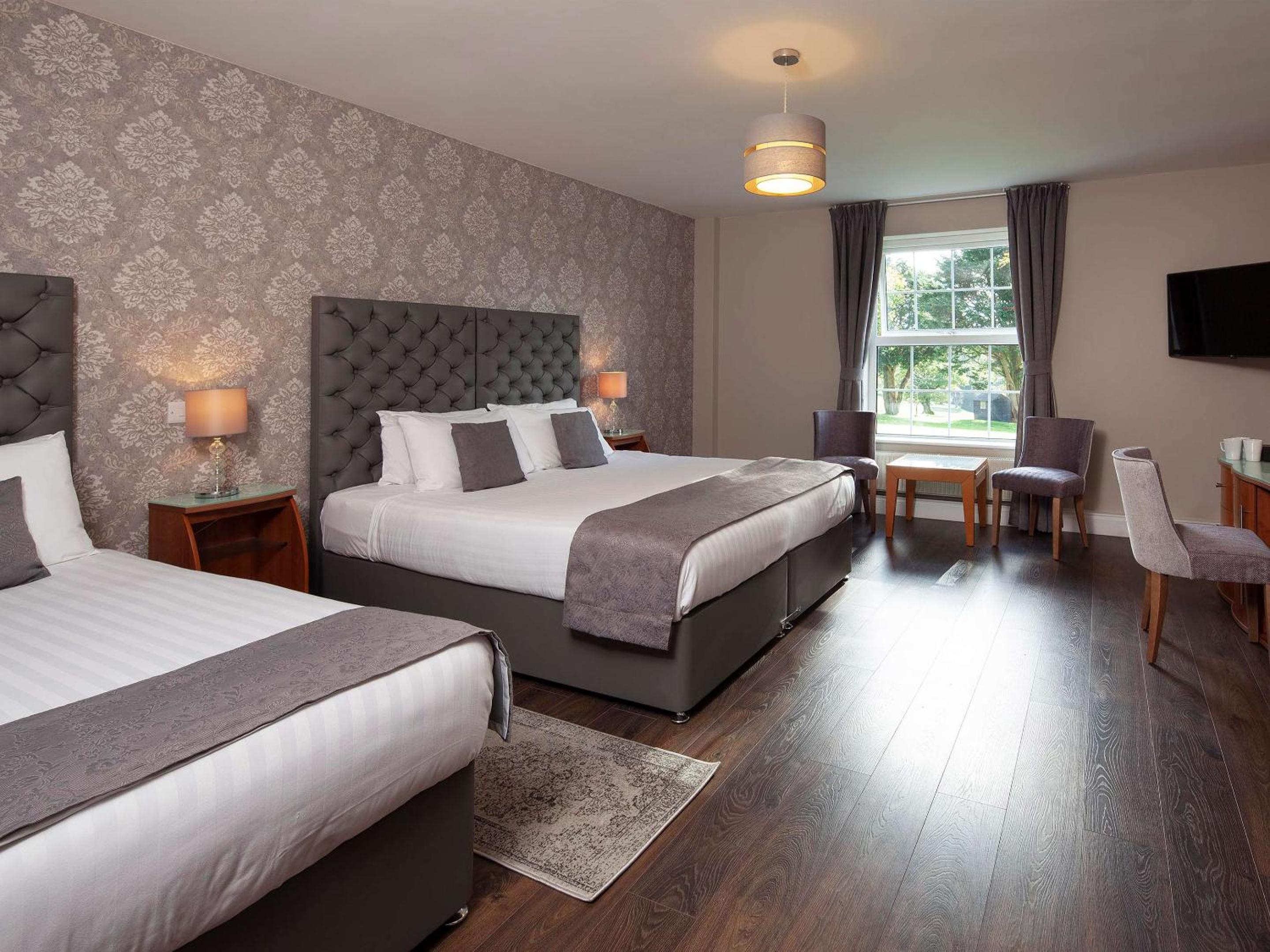 Premier Triple Room photo 3