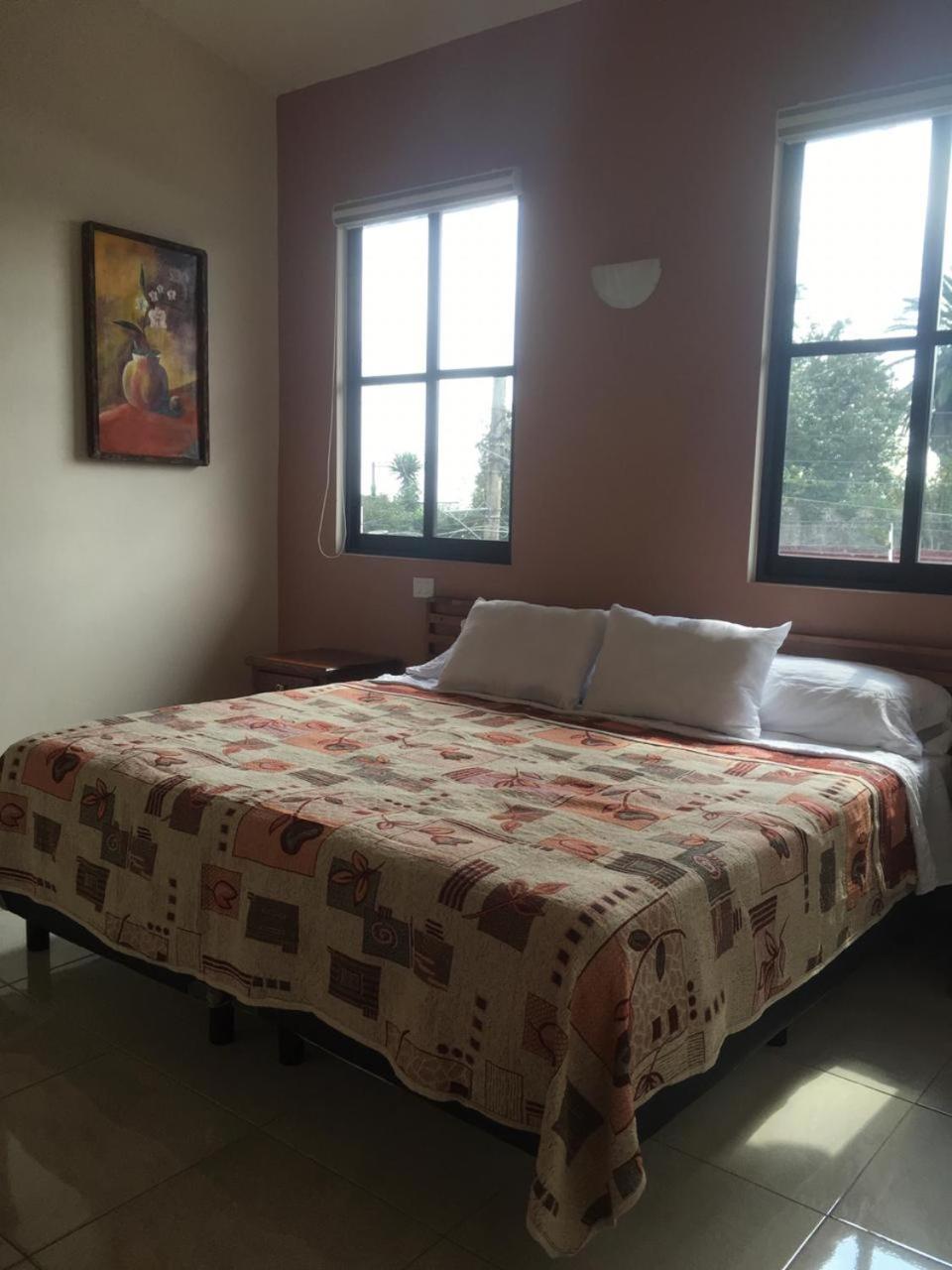 Deluxe Room - Photo 3