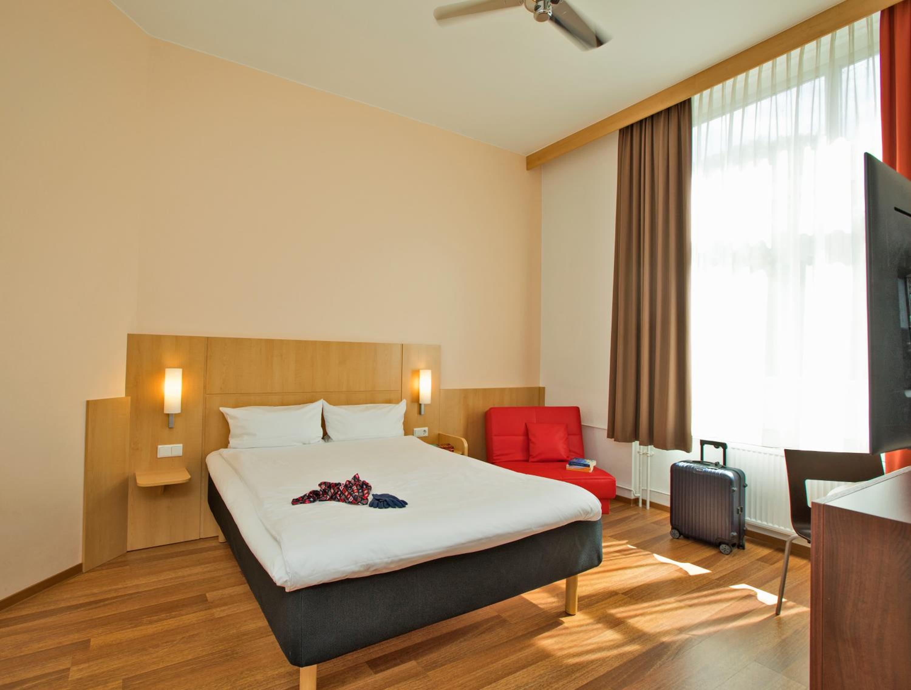 Double Room with Sofa Bed