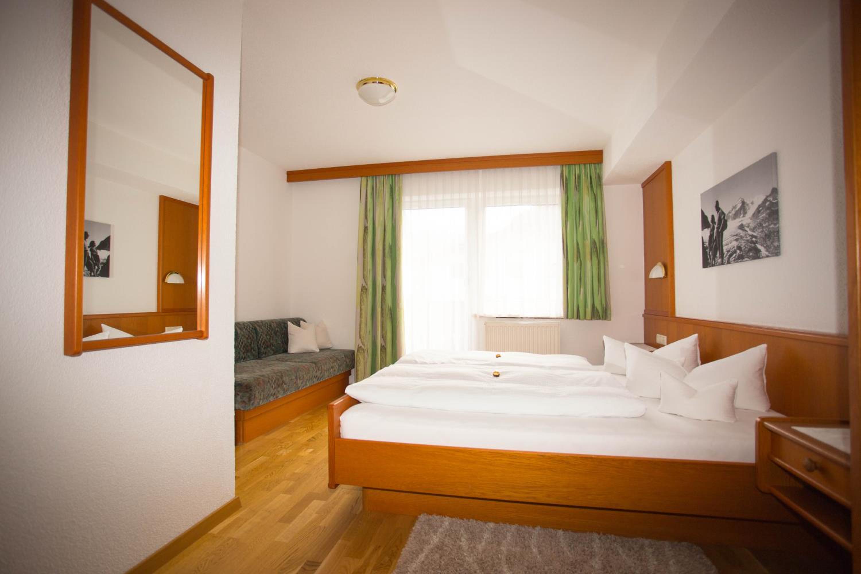 Double Room photo 3