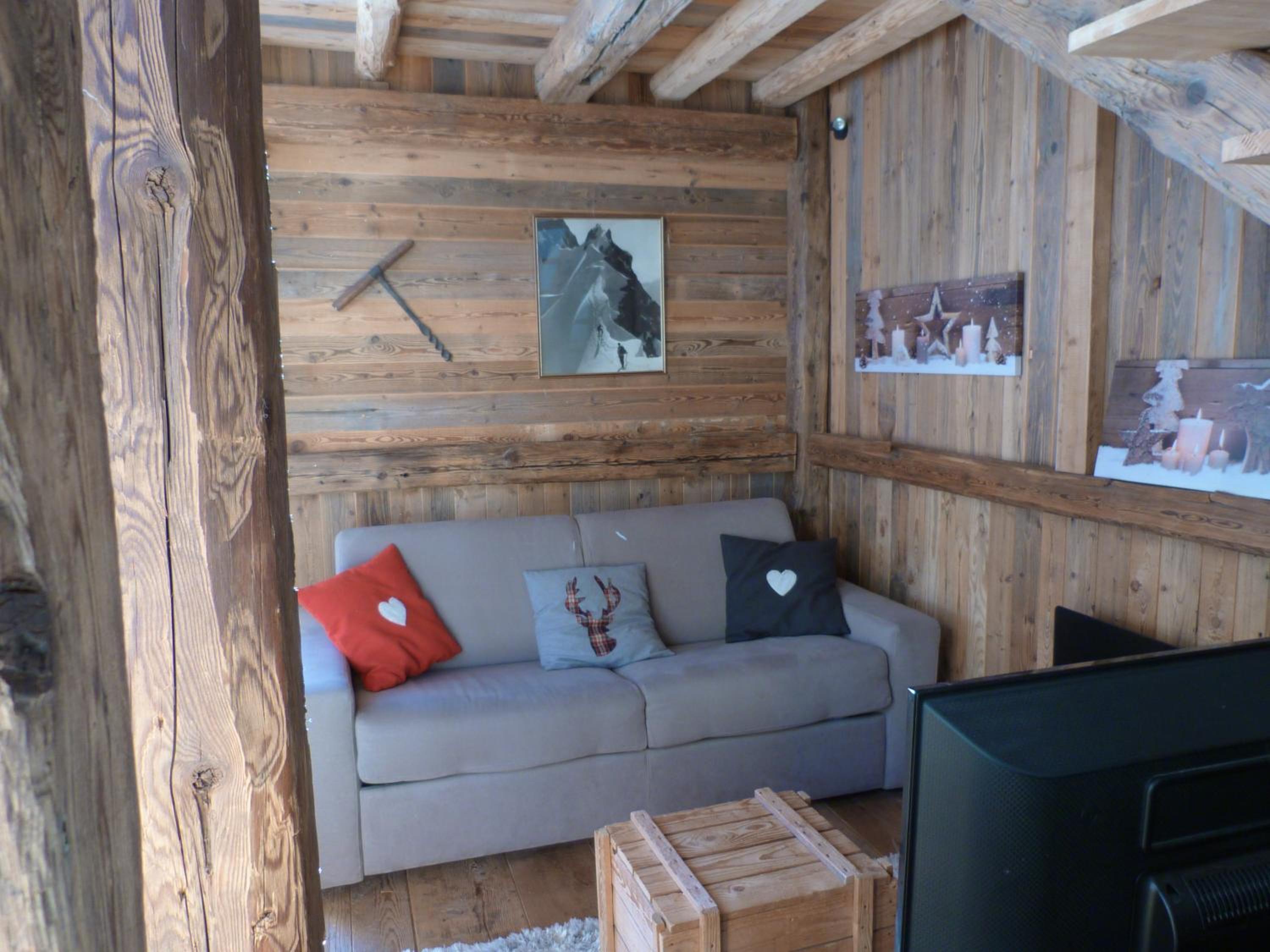 One-Bedroom Chalet - Photo 16