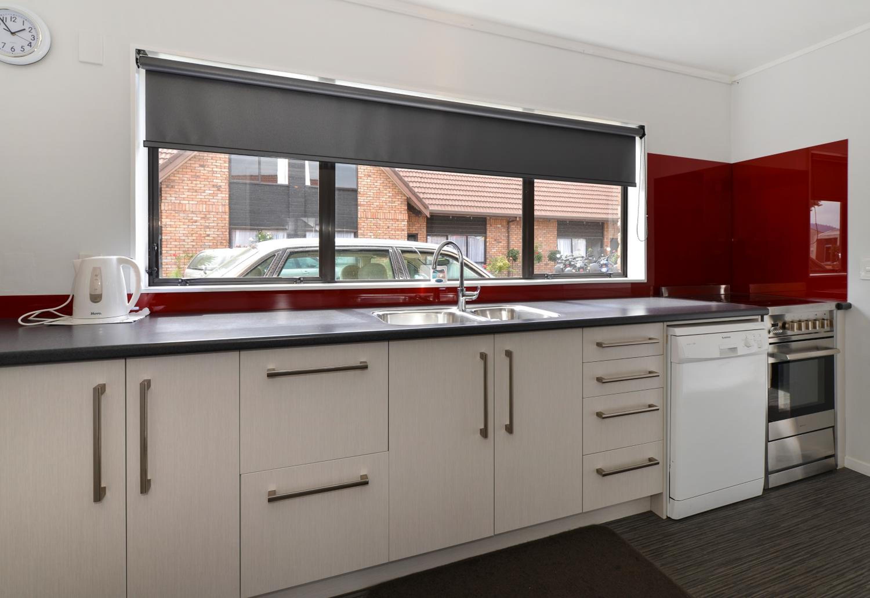 Three-Bedroom Apartment - Photo 2