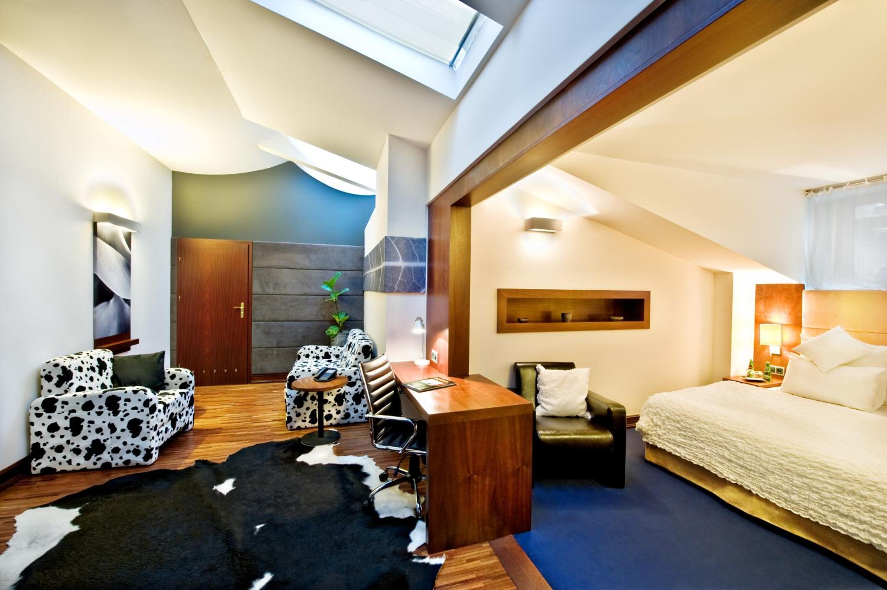 Standard Double or Twin Room - Photo 2