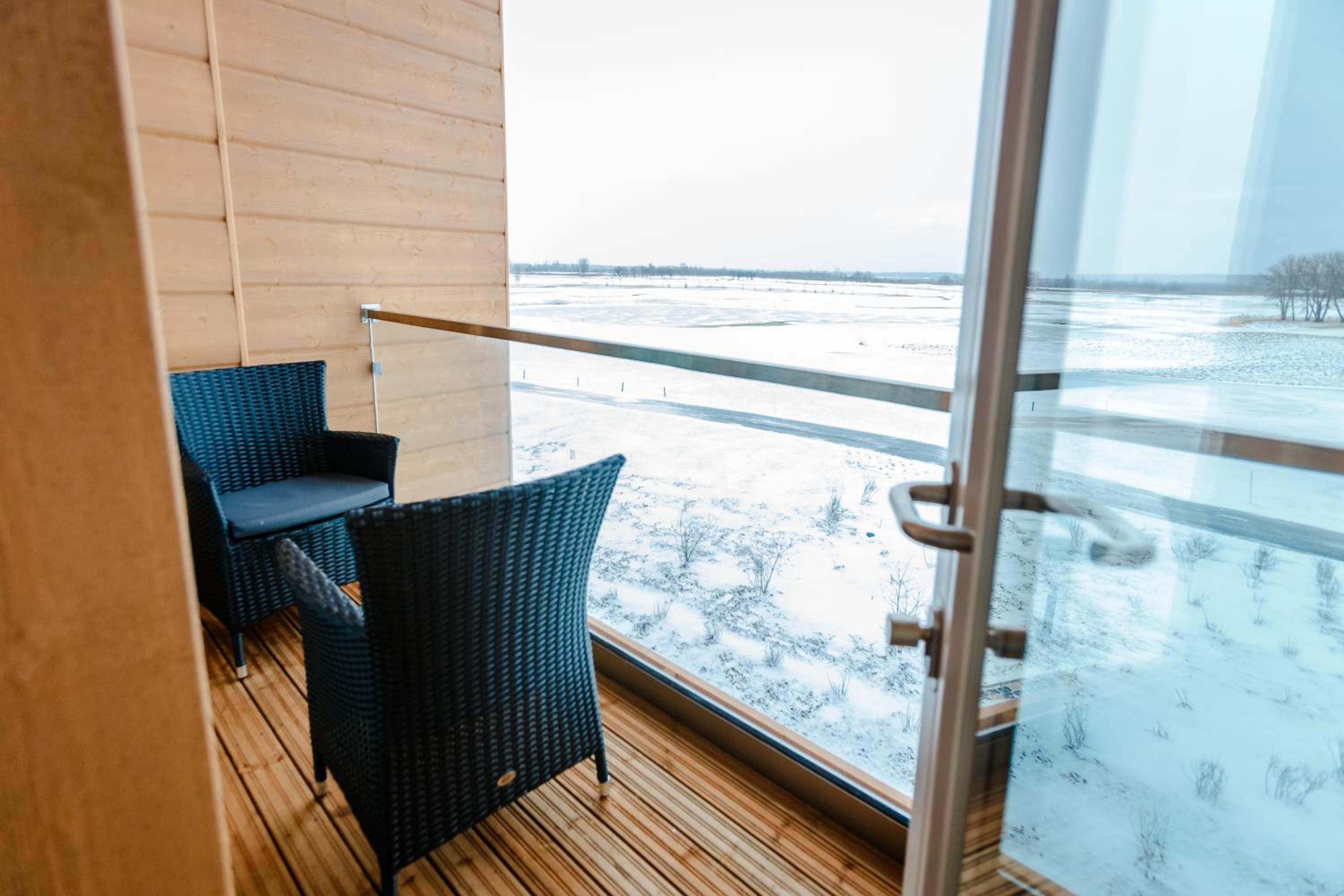 Double or Twin Room with Balcony - Photo 8