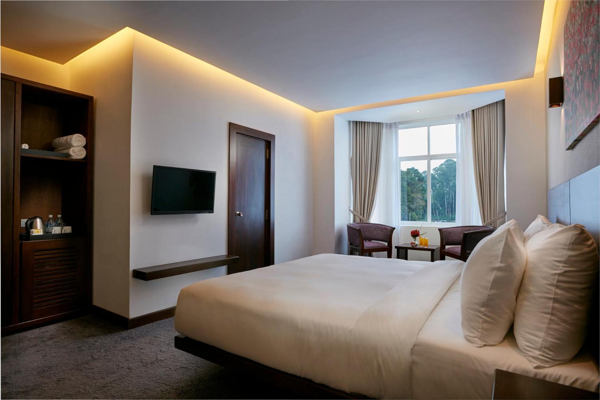 Deluxe Double or Twin Room with Mountain View - Photo 1