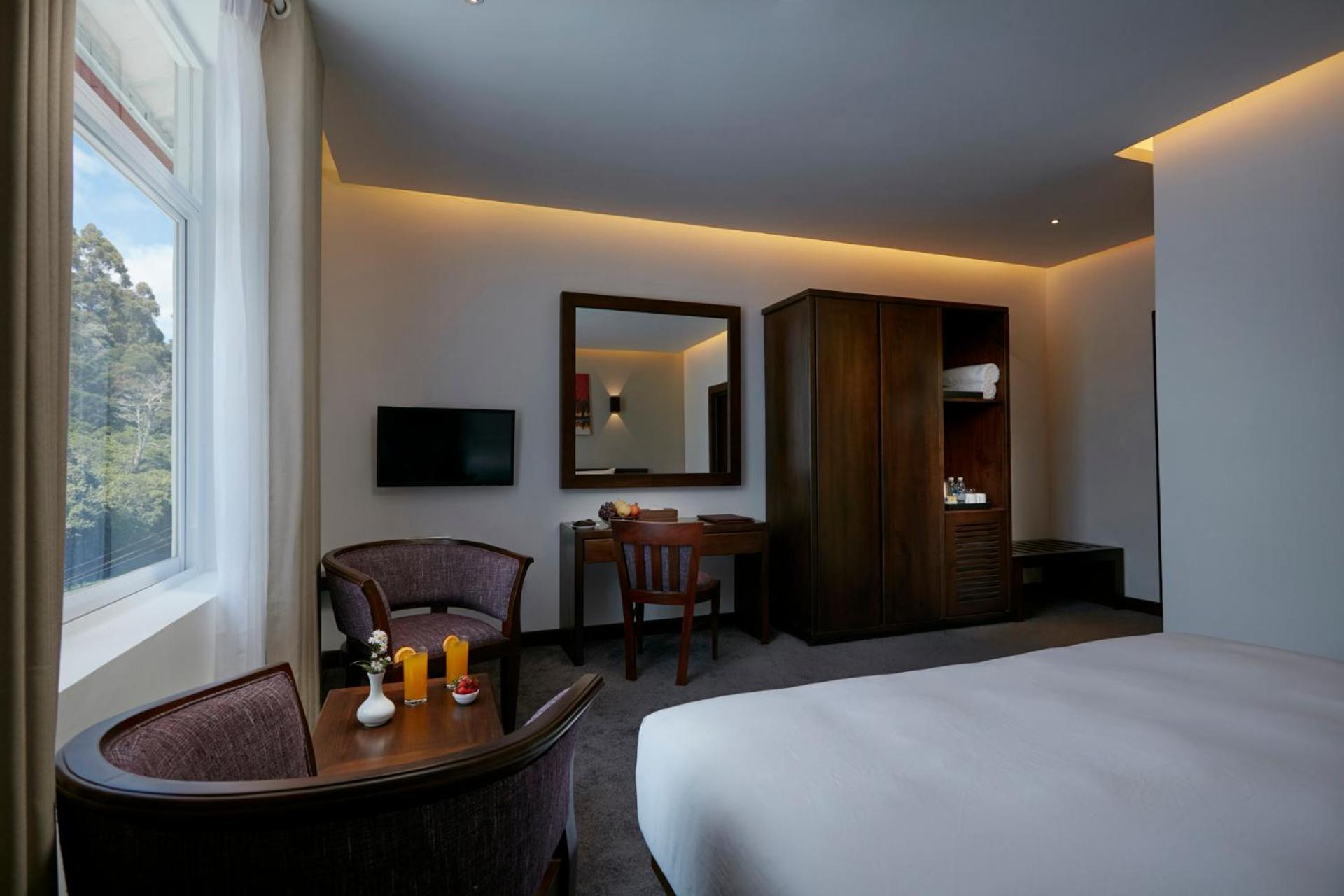 Deluxe Double or Twin Room with Mountain View - Photo 14