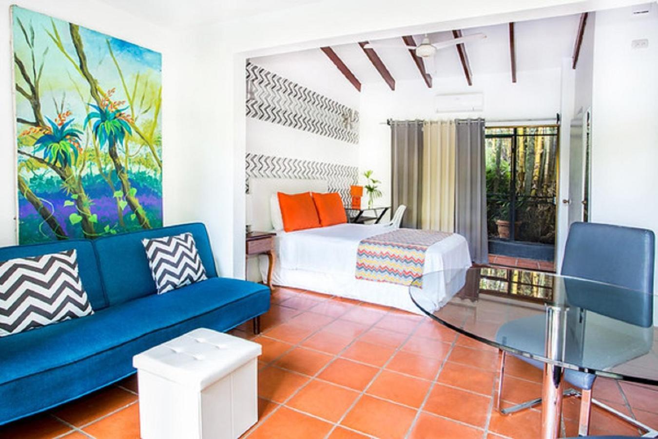 Flexible Stay Modern Studios #2