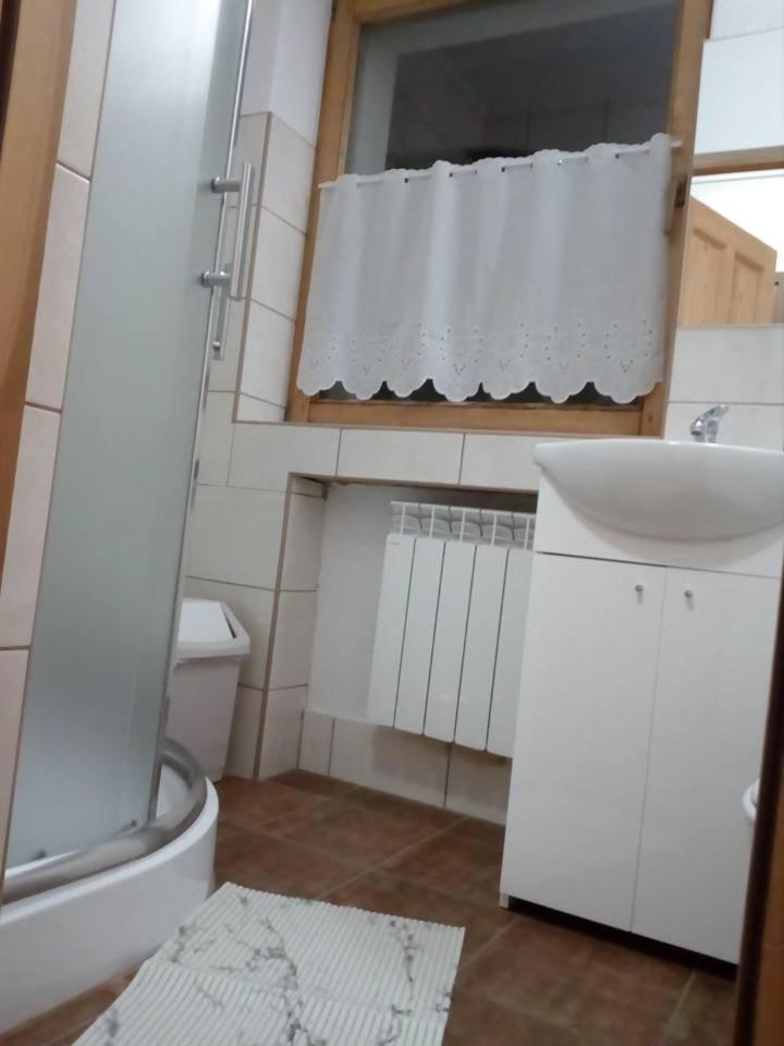 Large Double or Twin Room photo 1
