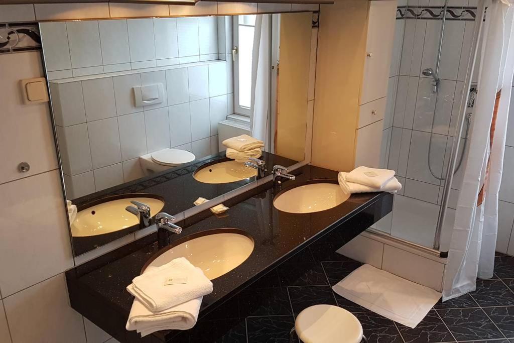 Double Room with Private Bathroom photo 3