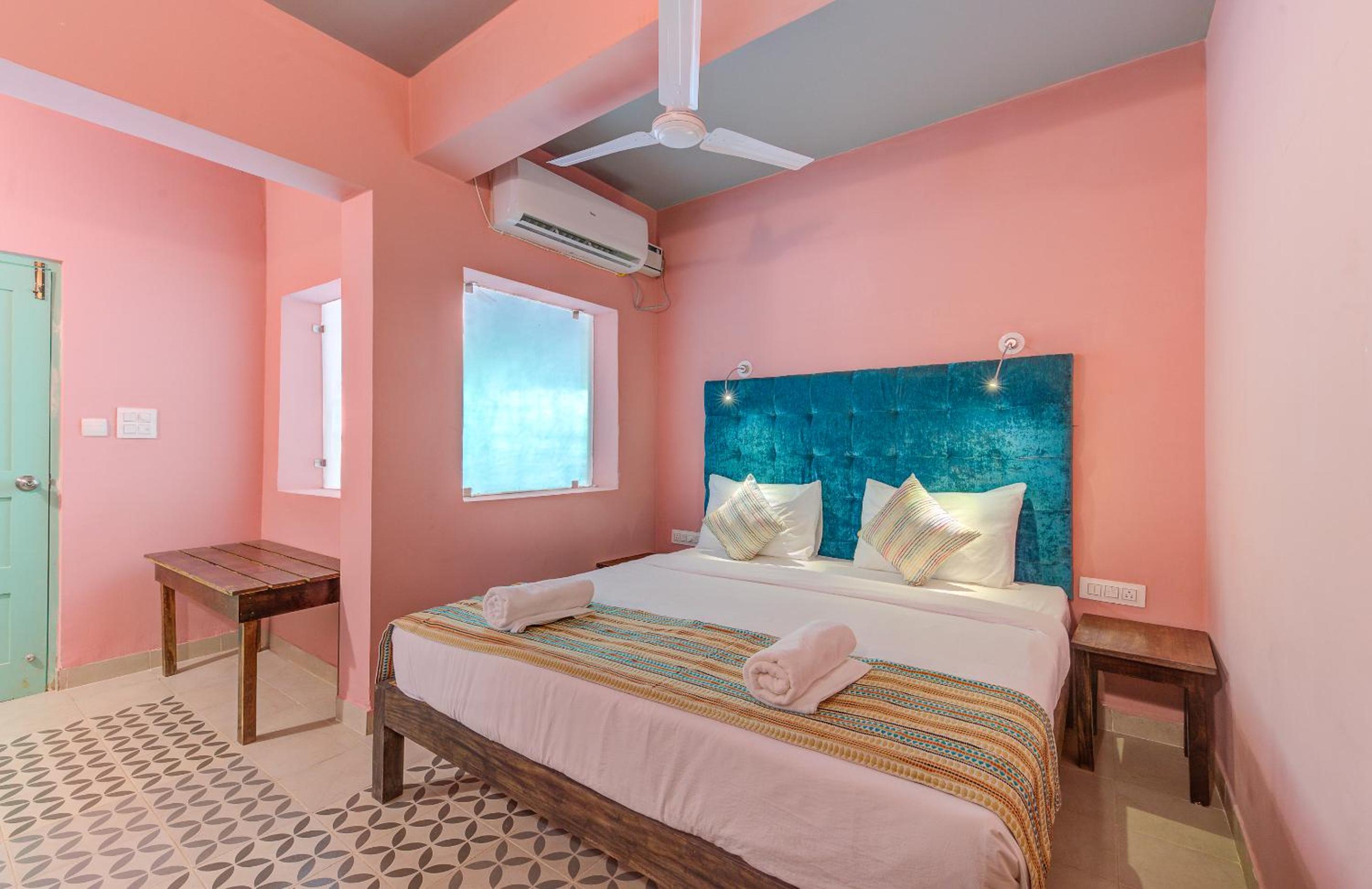 Double Room with Private Bathroom photo 2