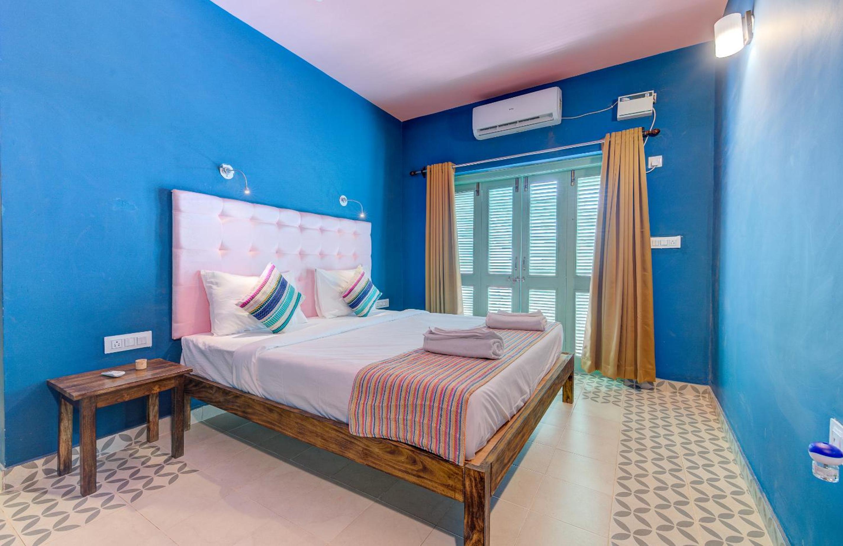 Deluxe Double Room with Balcony photo 1